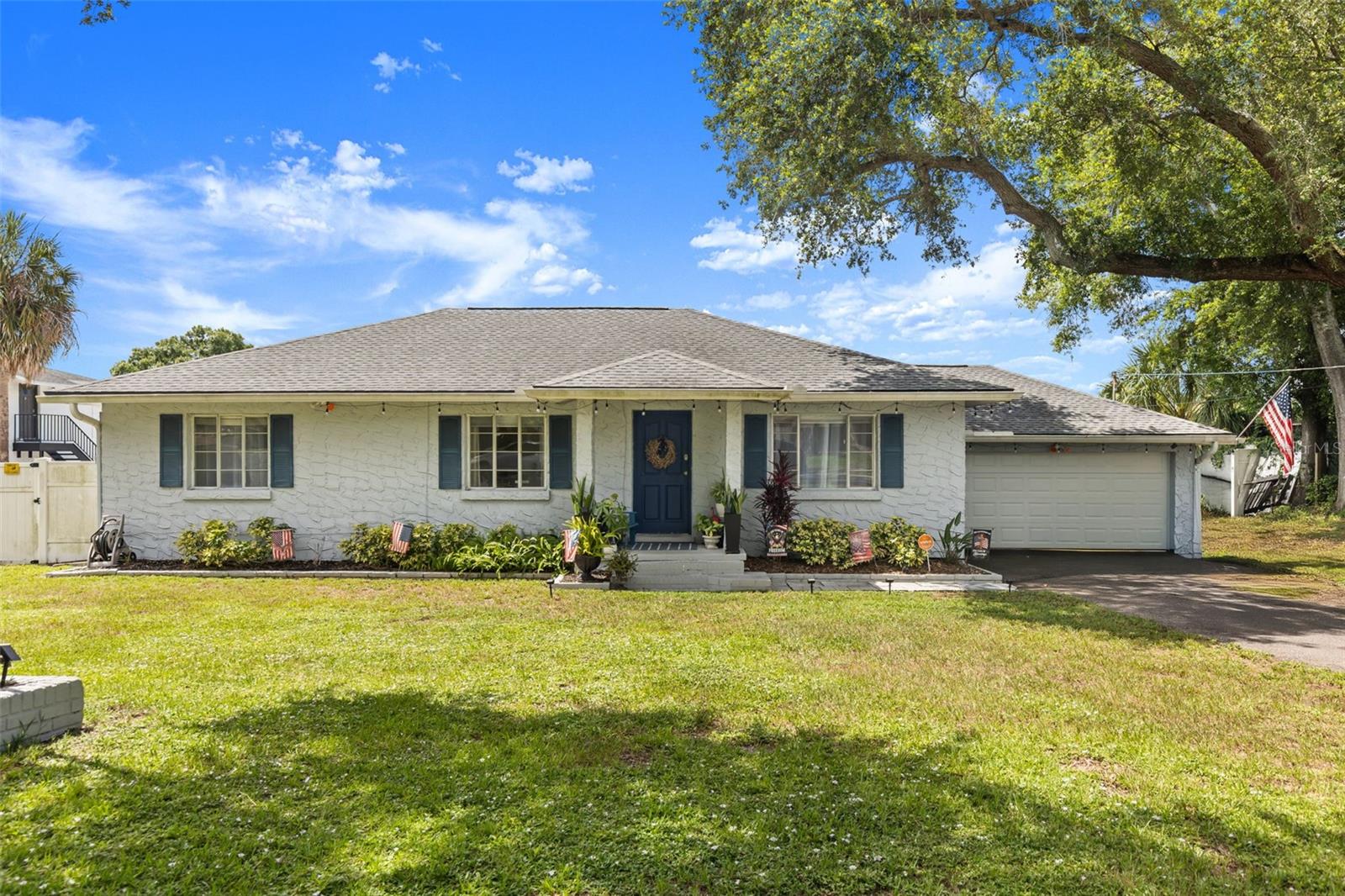 920 Alicia, Tampa, FL 33604