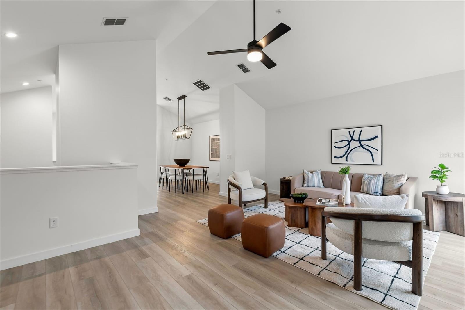 1606 Park Lake Unit 9, Orlando, FL 32803