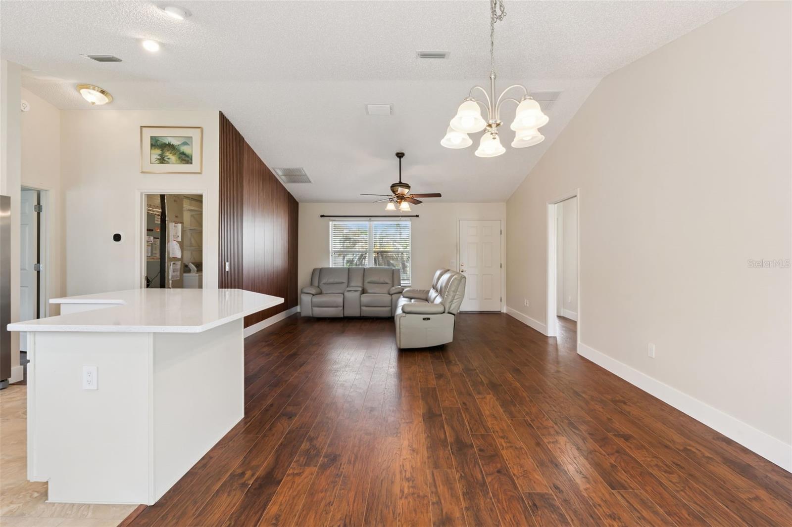 1575 Hollyberry, The Villages, FL 32162