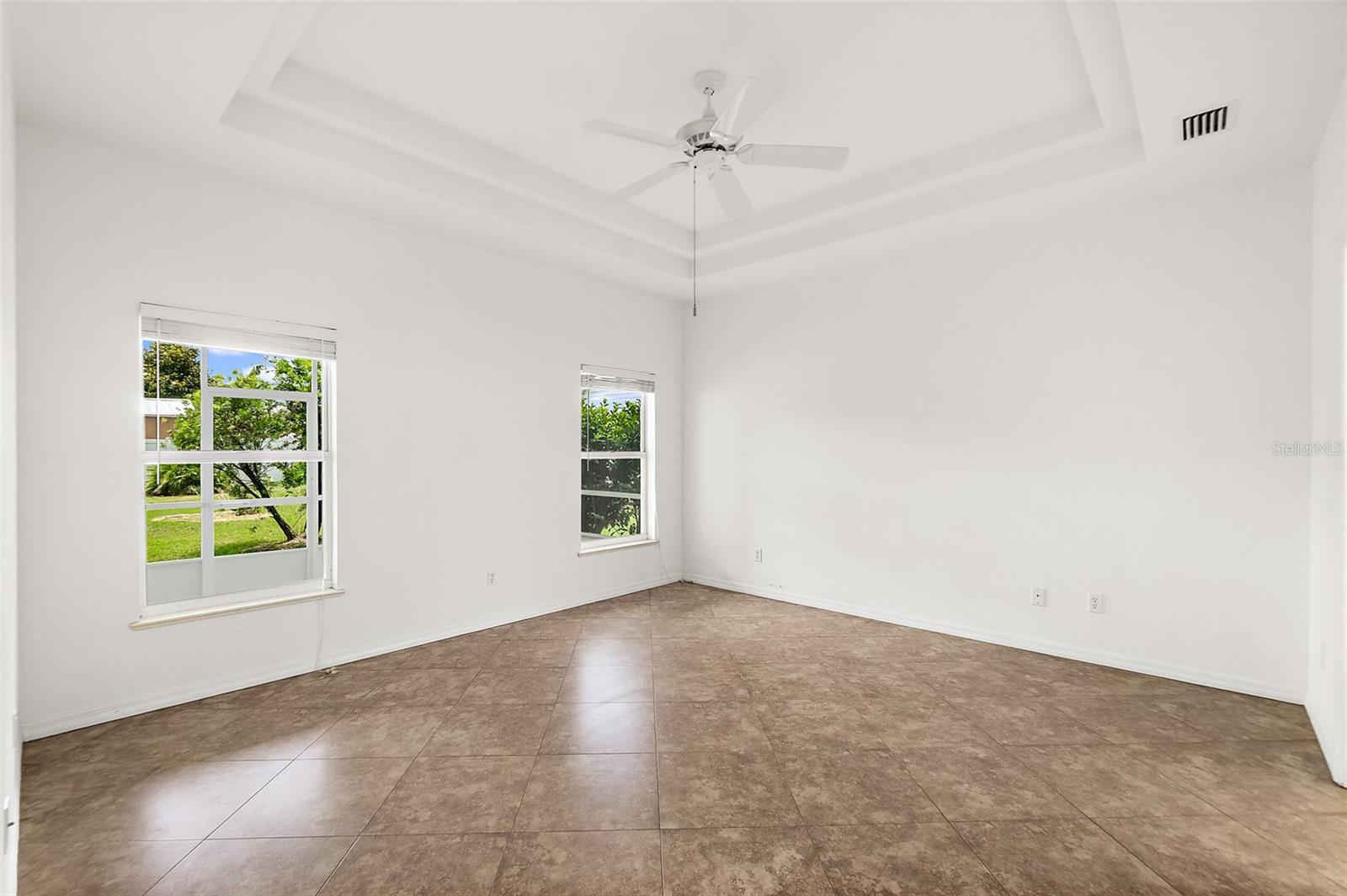 8 Eastgate, Palm Coast, FL 32164