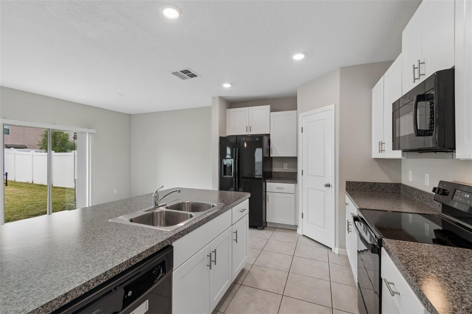 3715 Daisy Bloom, Tampa, FL 33619