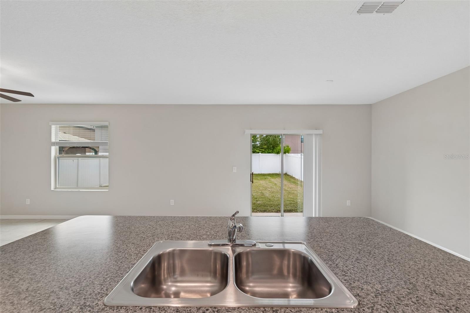 3715 Daisy Bloom, Tampa, FL 33619