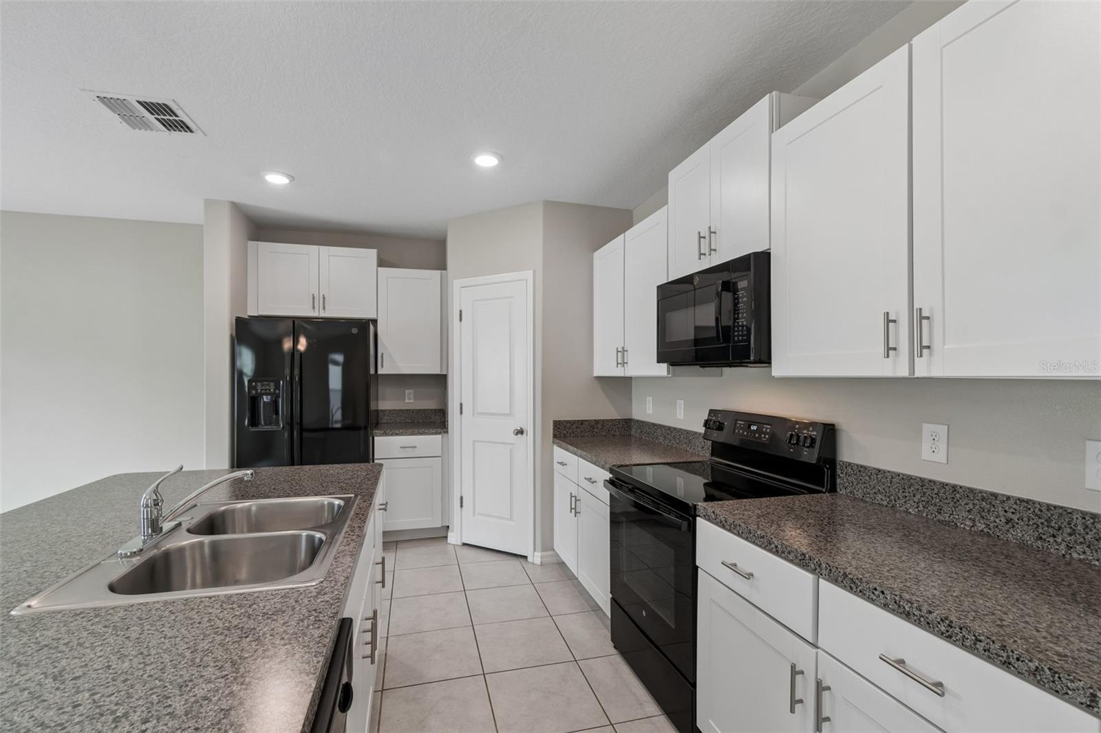 3715 Daisy Bloom, Tampa, FL 33619
