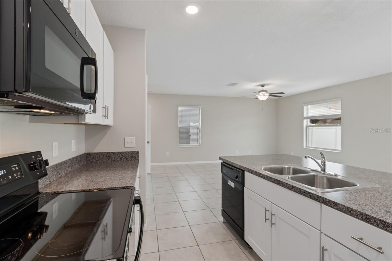 3715 Daisy Bloom, Tampa, FL 33619