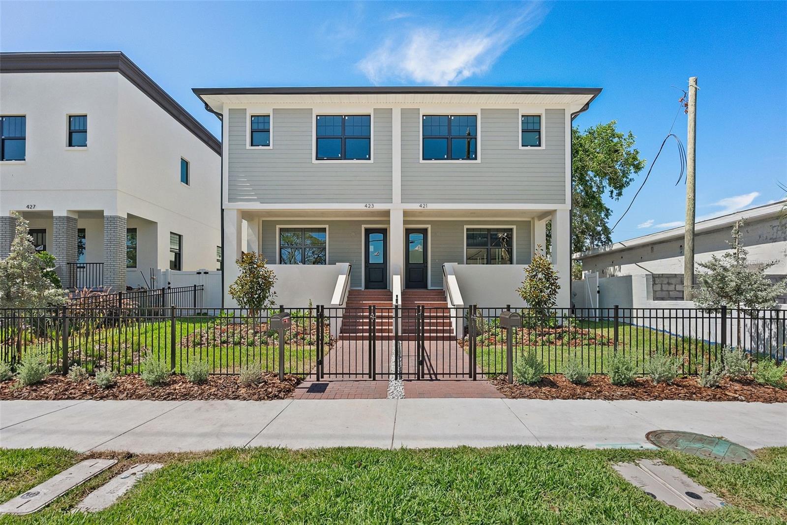 423 11th, St Petersburg, FL 33701