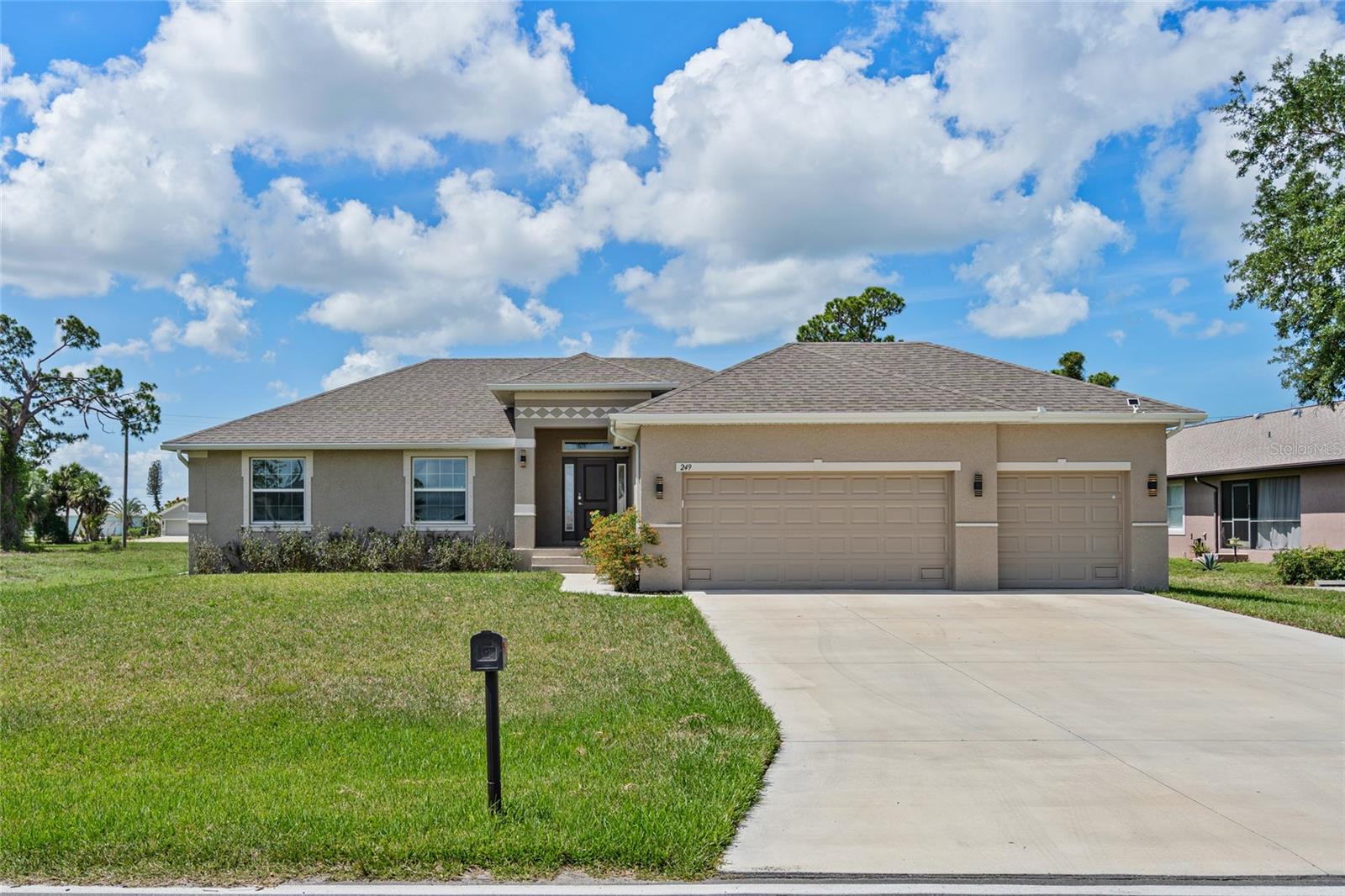 249 Rotonda, Rotonda West, FL 33947