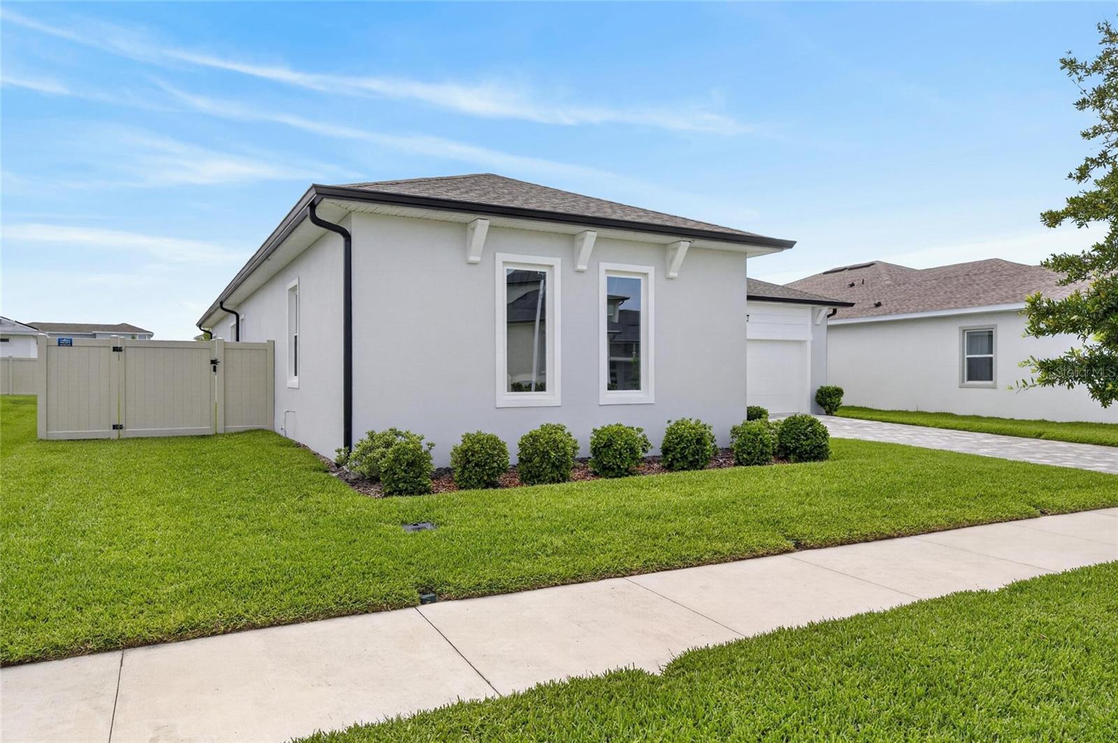 8634 Drummer Plank, Wesley Chapel, FL 33545