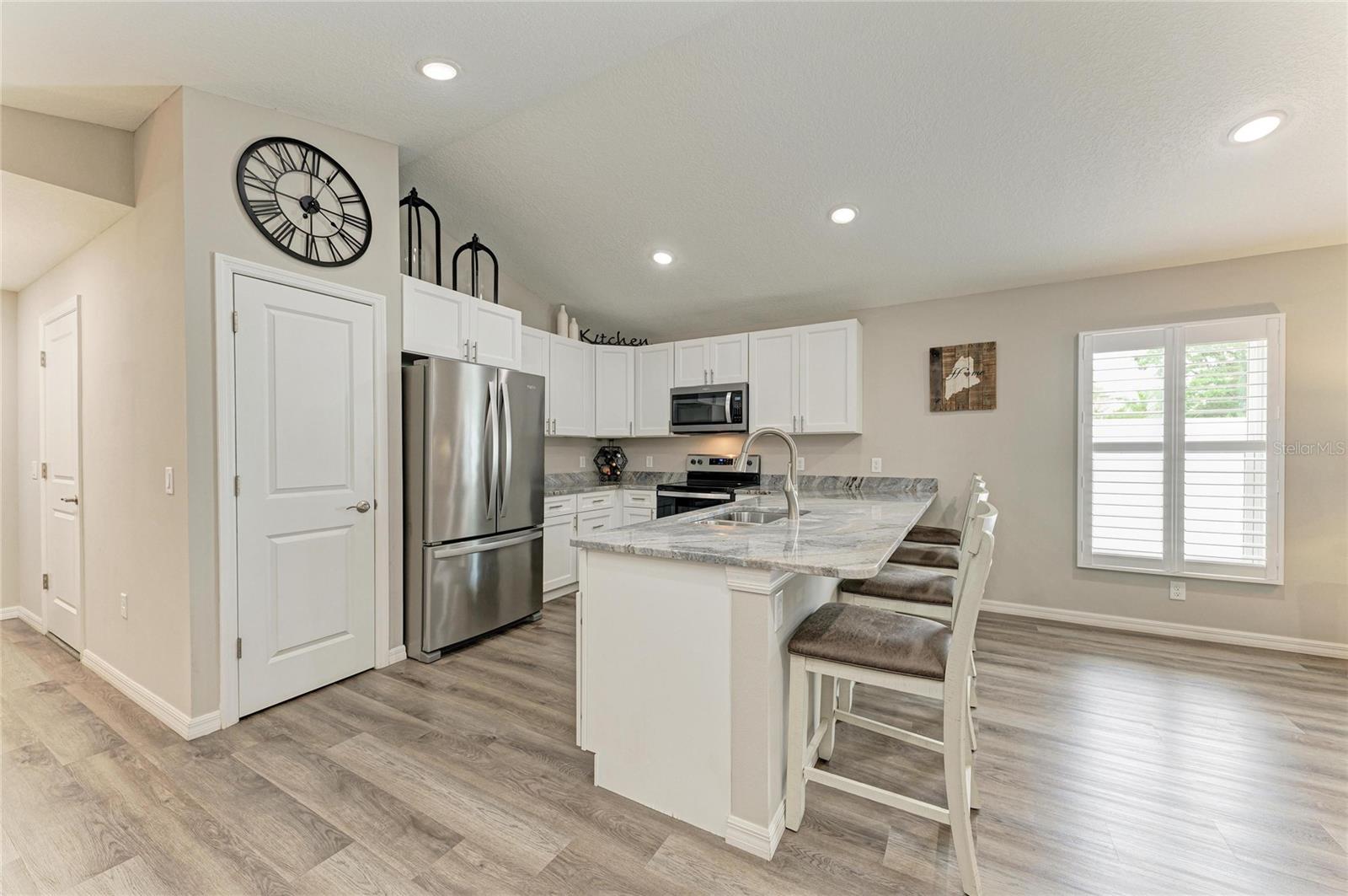 823 Bacon, Sarasota, FL 34232