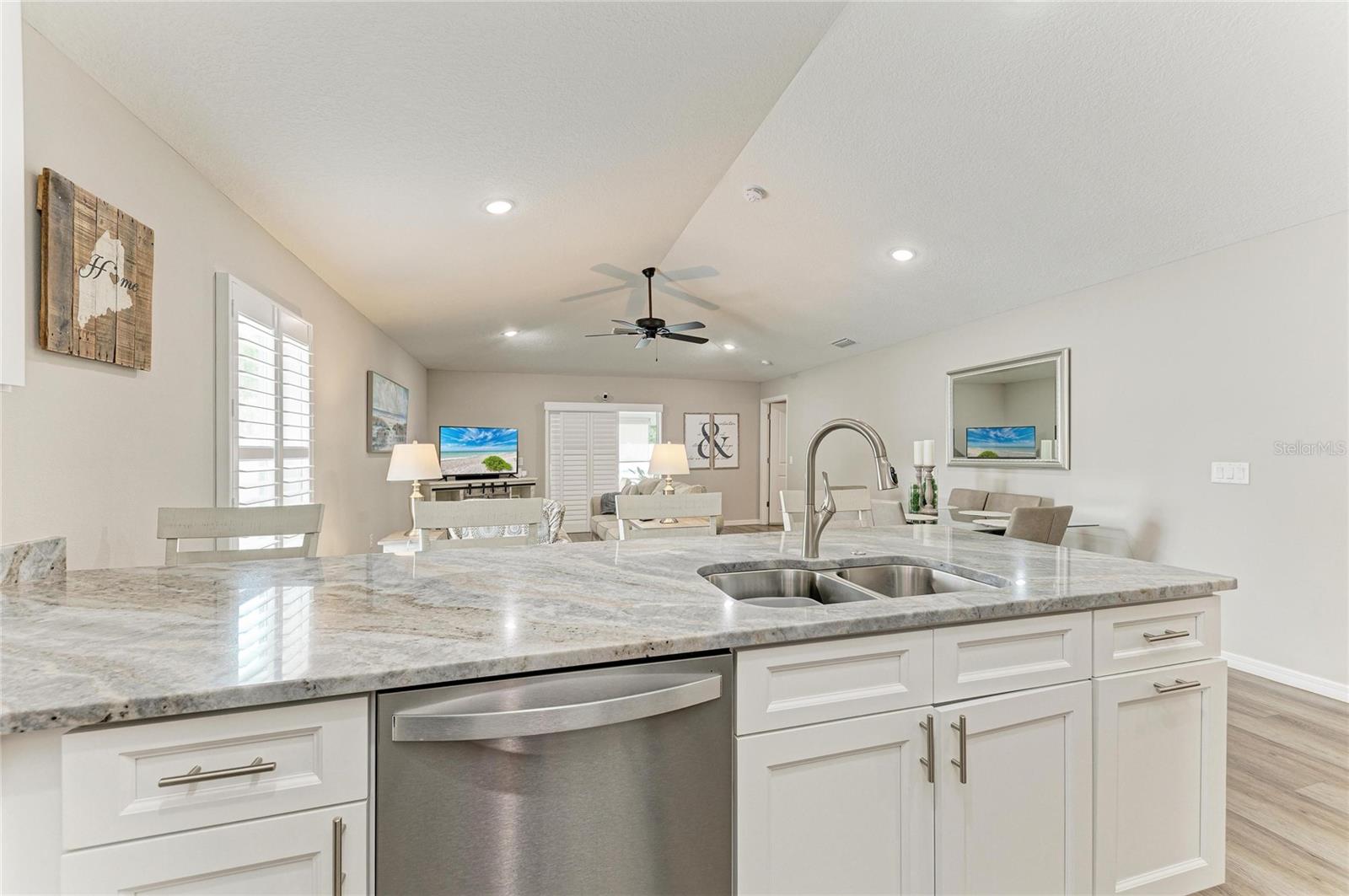 823 Bacon, Sarasota, FL 34232