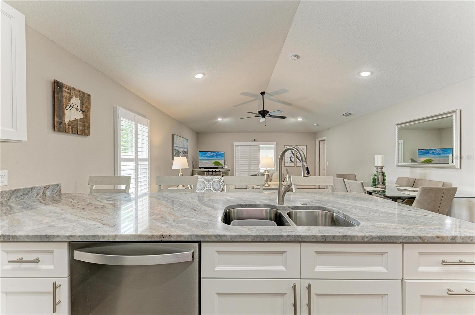 823 Bacon, Sarasota, FL 34232