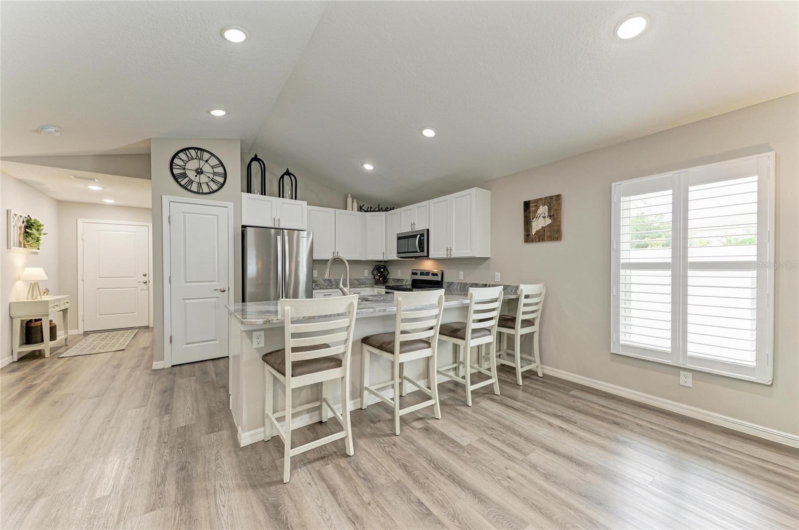 823 Bacon, Sarasota, FL 34232