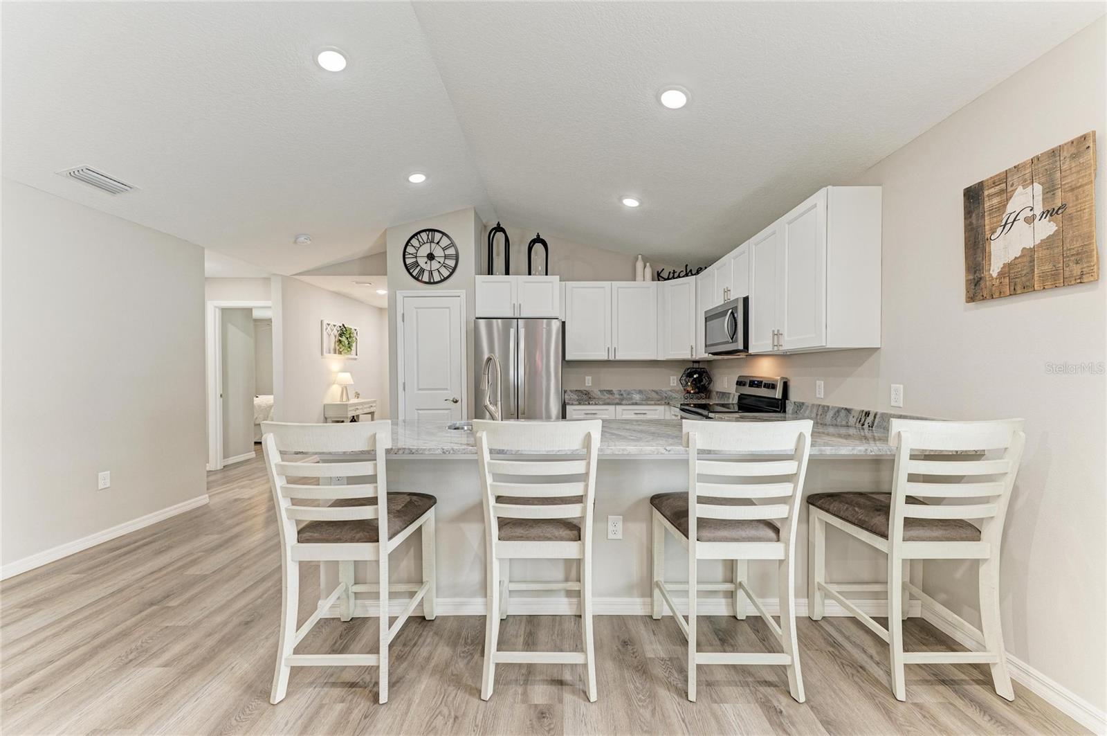 823 Bacon, Sarasota, FL 34232