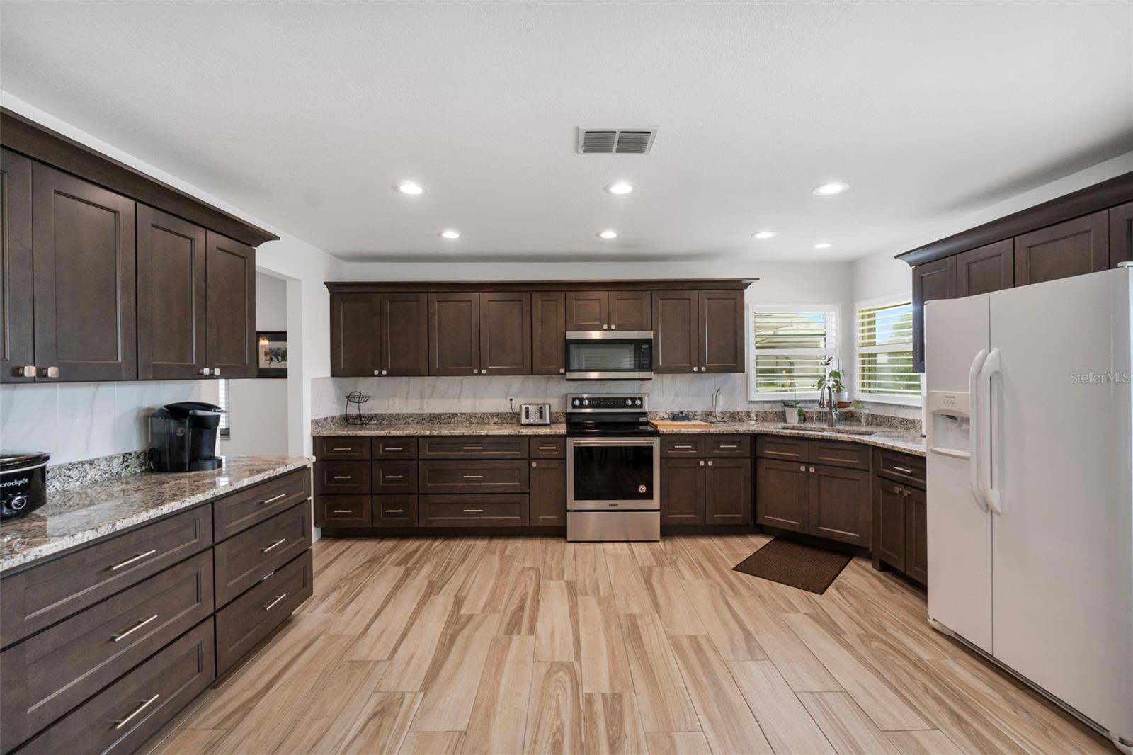 1957 Prairie Dunes, Lakeland, FL 33810