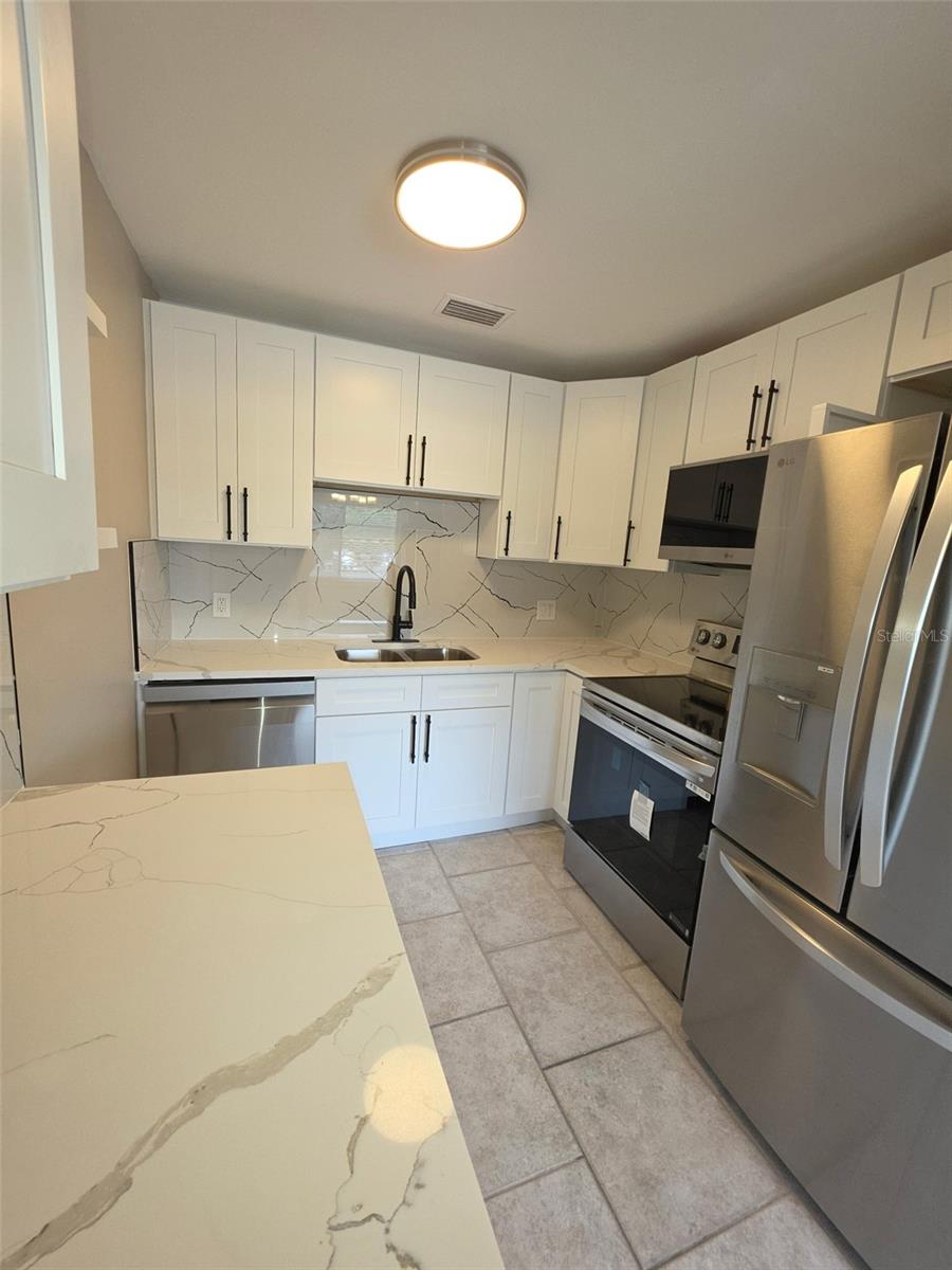 8221 112th Unit 209, Seminole, FL 33772