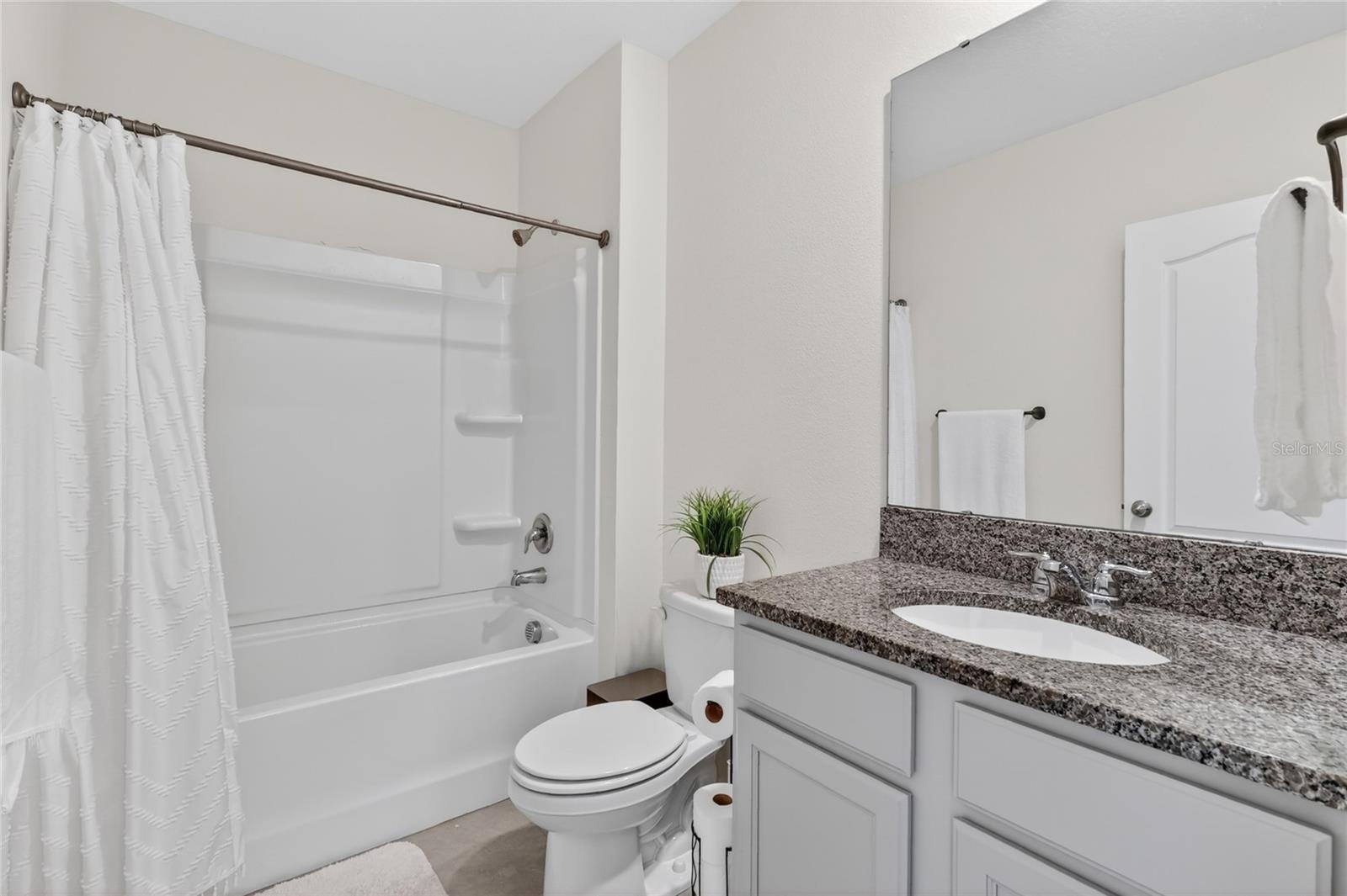 995 Brooklet Dr, Davenport, FL 33837