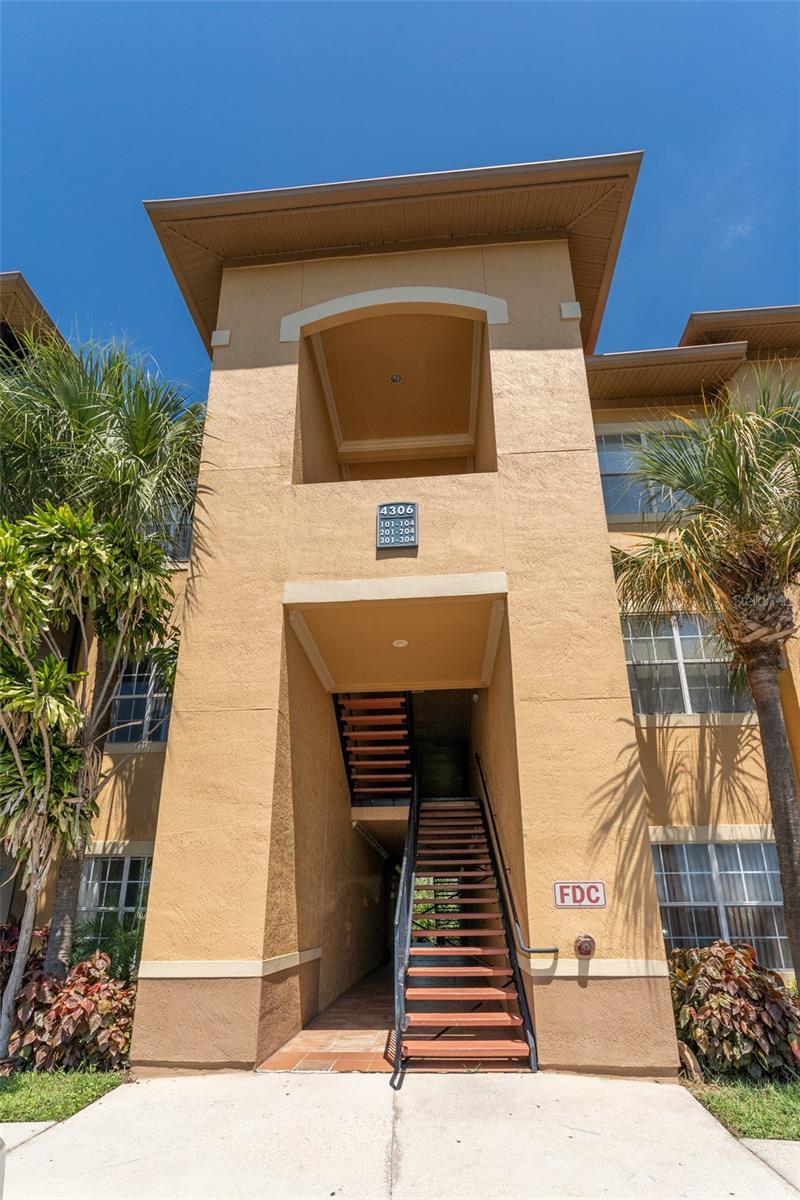 4306 Bayside Village Unit 202, Tampa, FL 33615