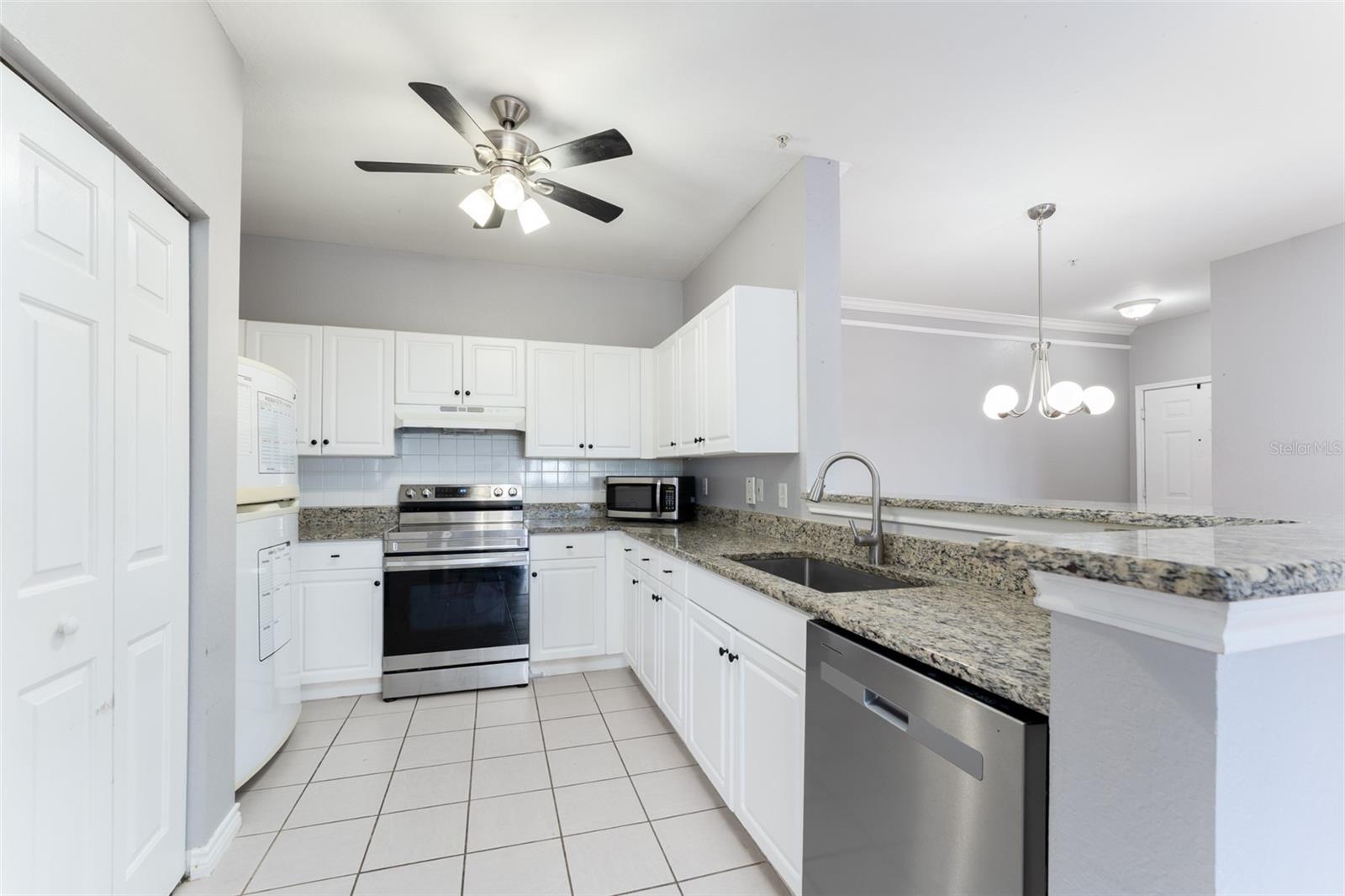 4306 Bayside Village Unit 202, Tampa, FL 33615