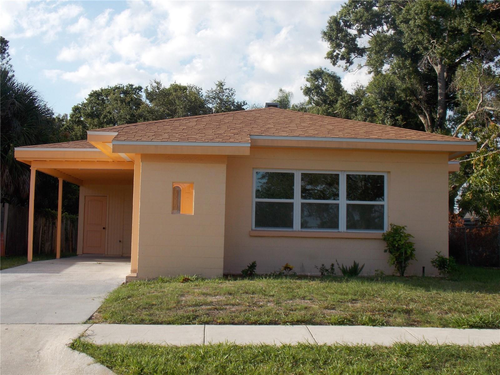 1669 35th, Sarasota, FL 34234