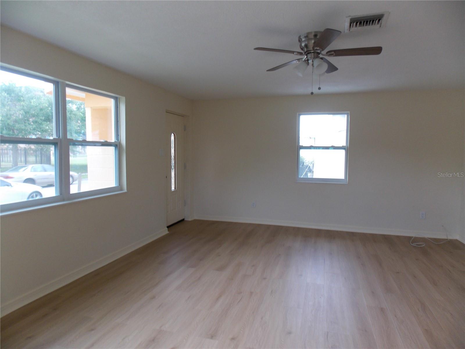 1669 35th, Sarasota, FL 34234