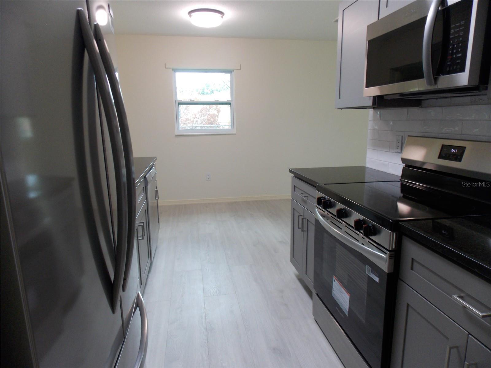 1669 35th, Sarasota, FL 34234