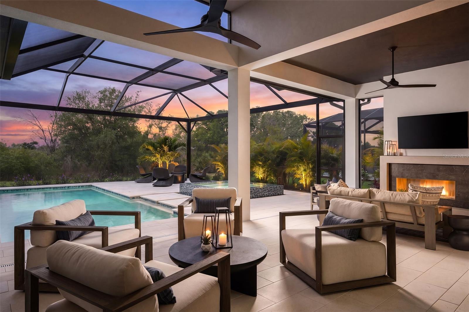 263 Crystal Waters, Sarasota, FL 34240