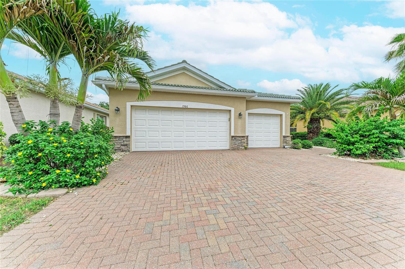 1986 Mesic Hammock, Venice, FL 34292