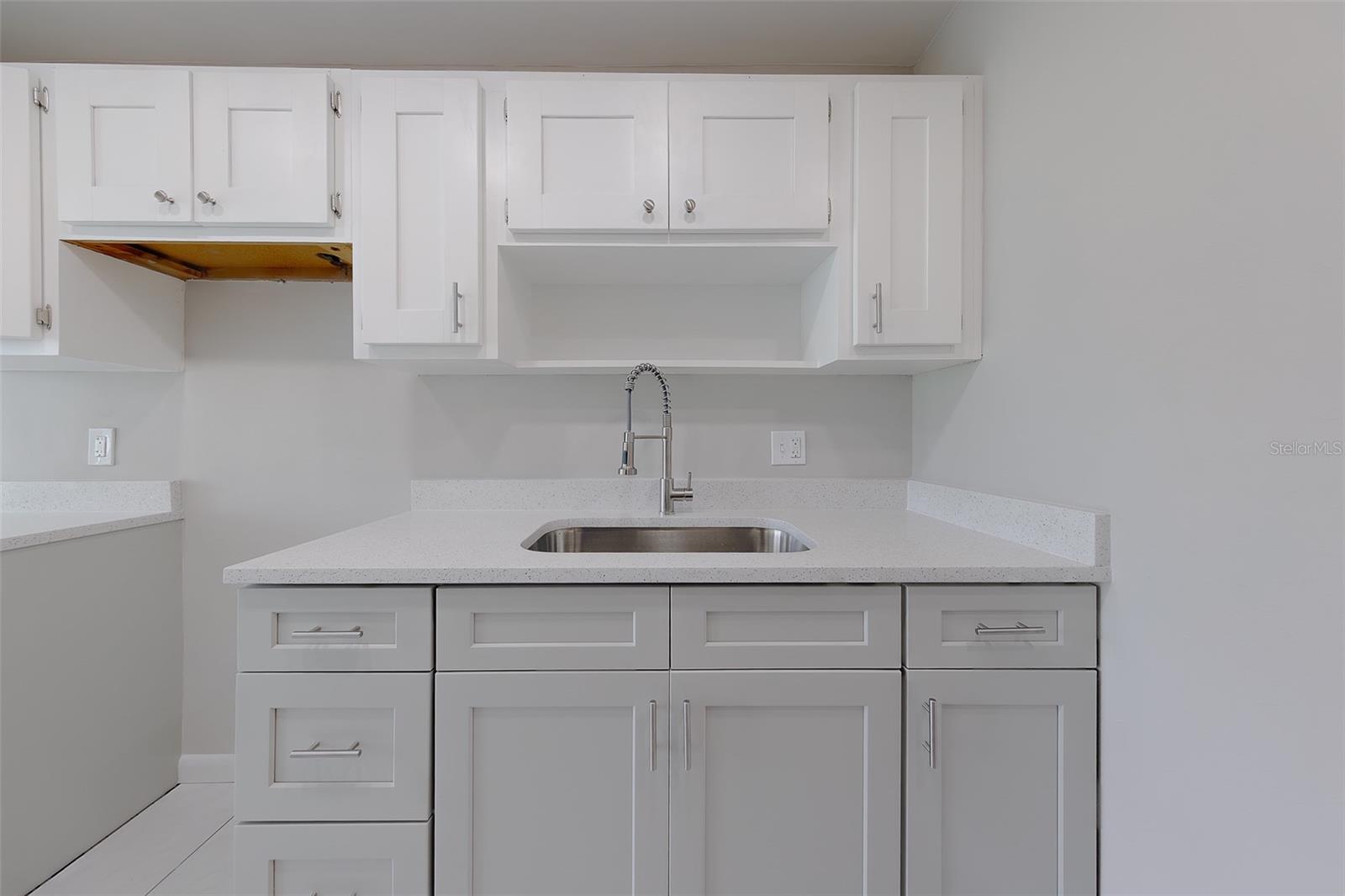 4715 Bay Unit 132, St Petersburg, FL 33703