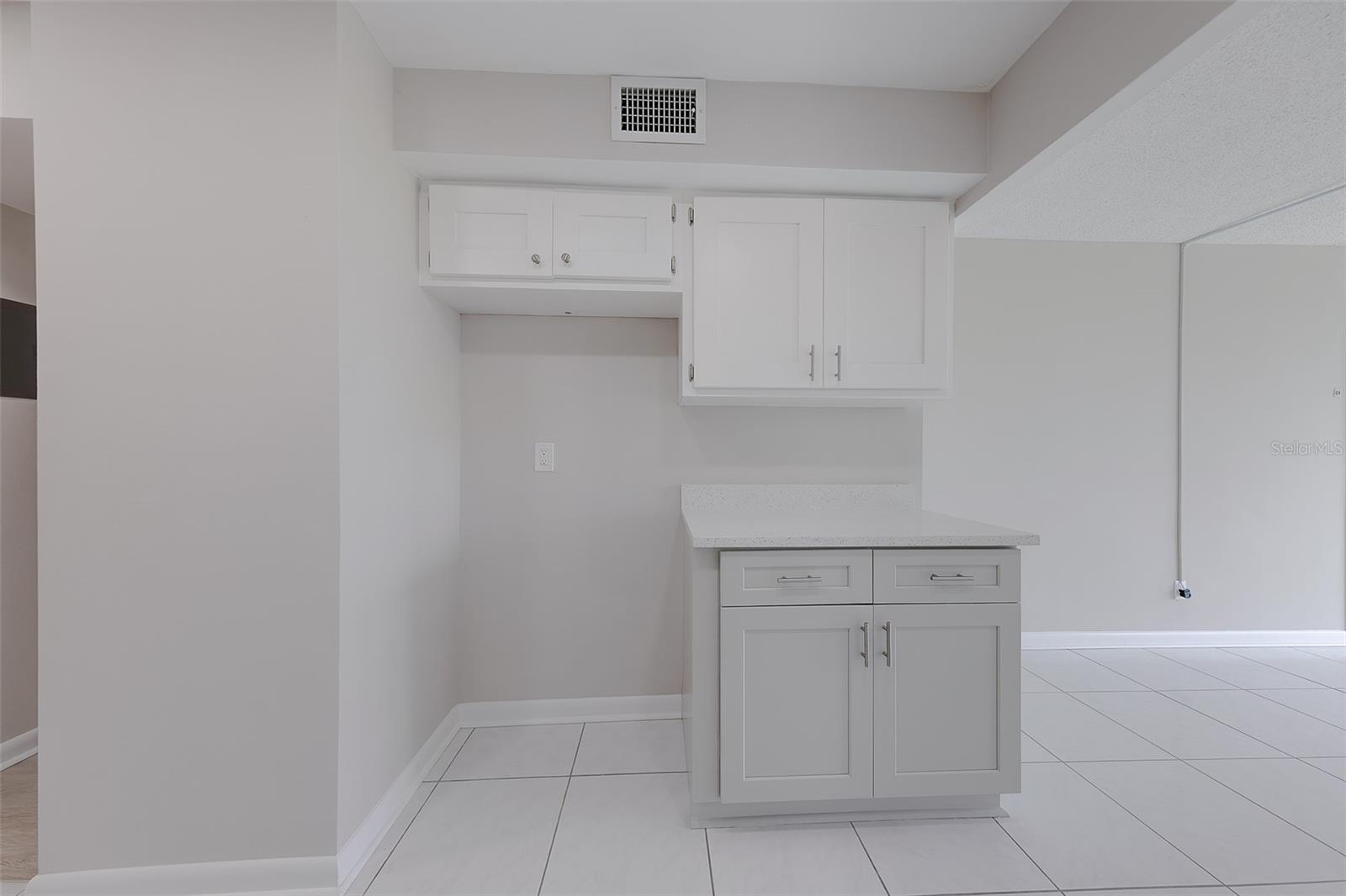 4715 Bay Unit 132, St Petersburg, FL 33703