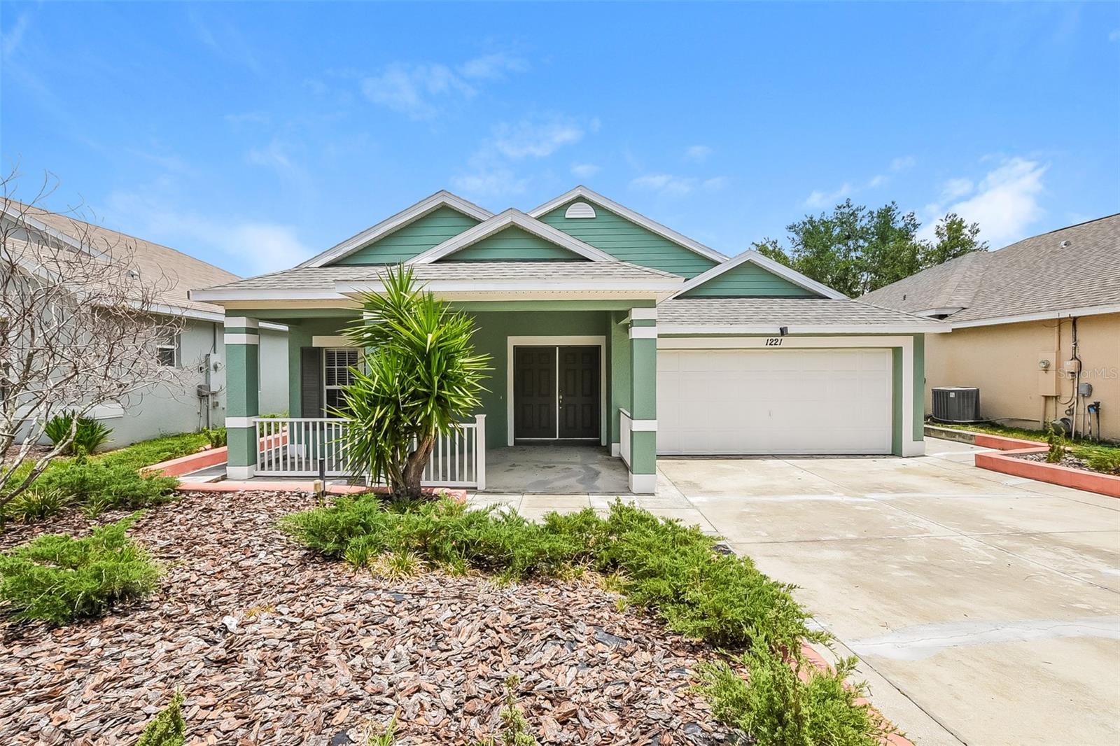 1221 Longville, Tavares, FL 32778