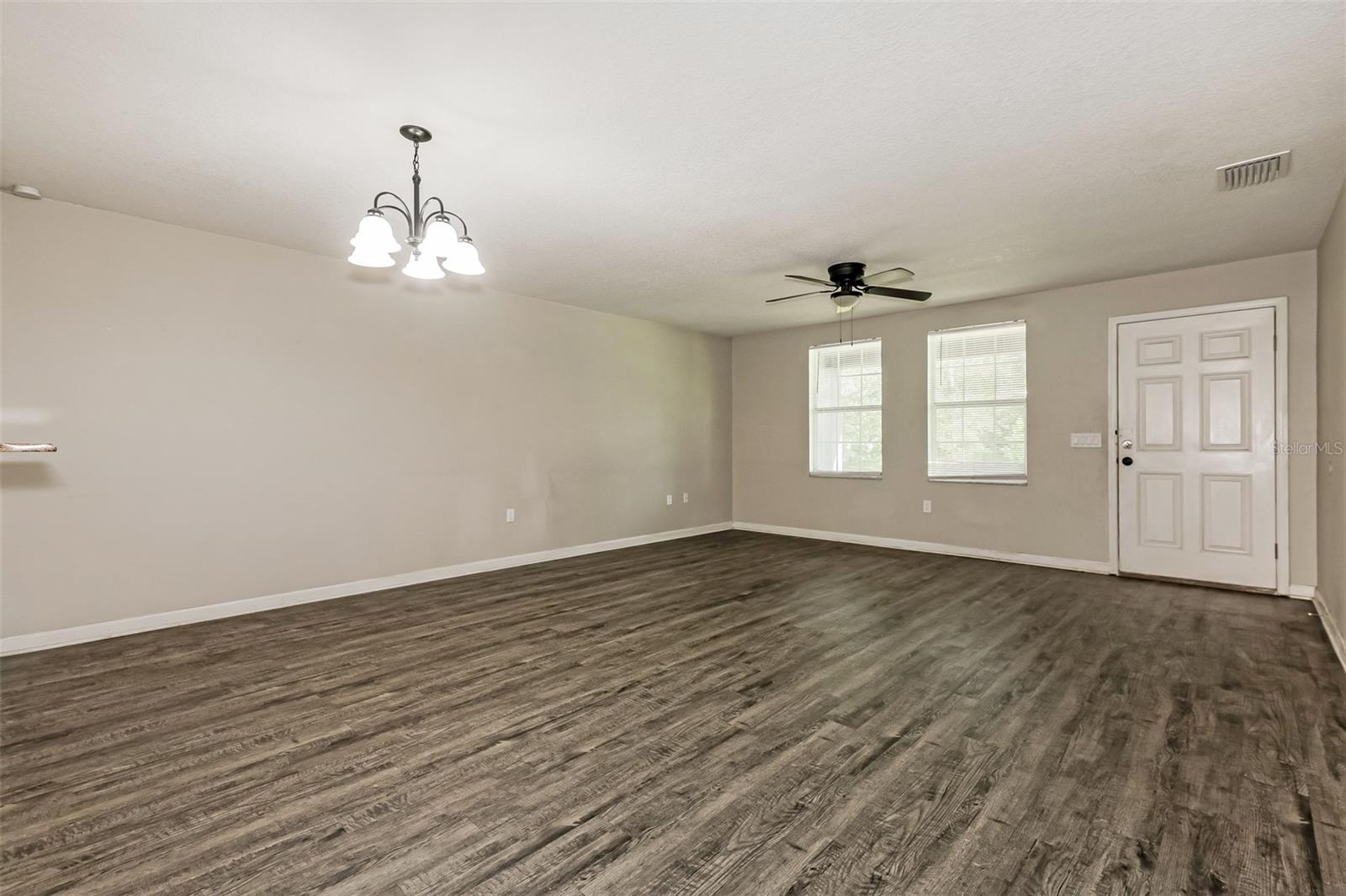 1505 Caracas, Tampa, FL 33610