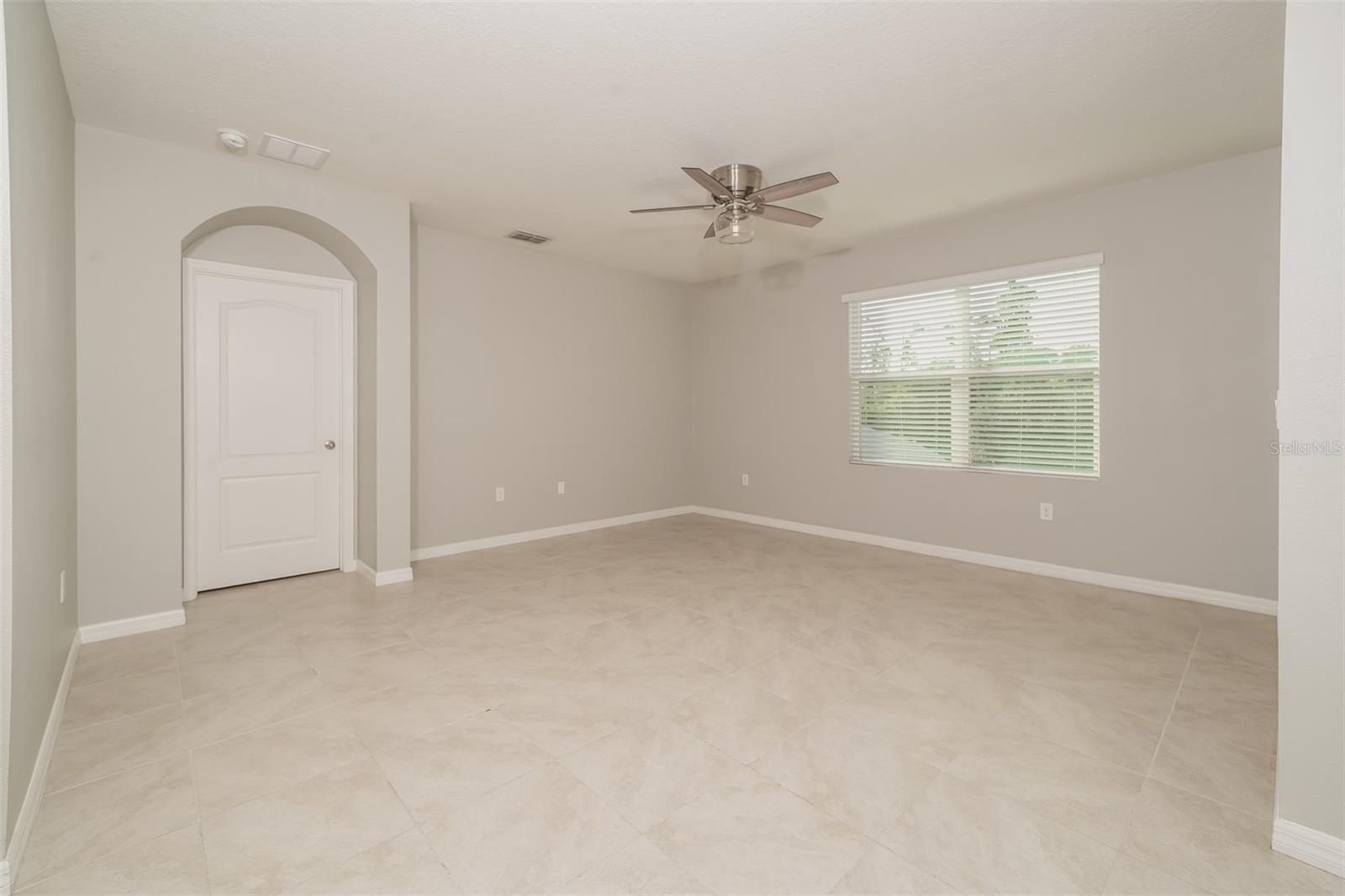 345 Summershore, Auburndale, FL 33823