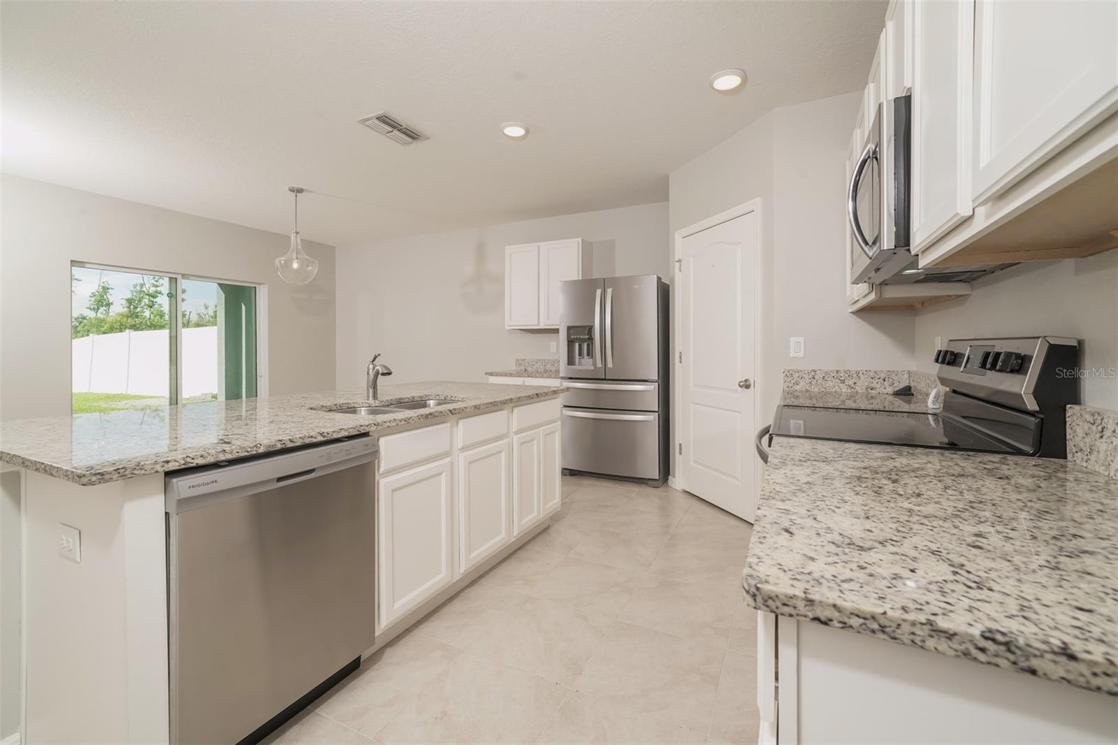 345 Summershore, Auburndale, FL 33823