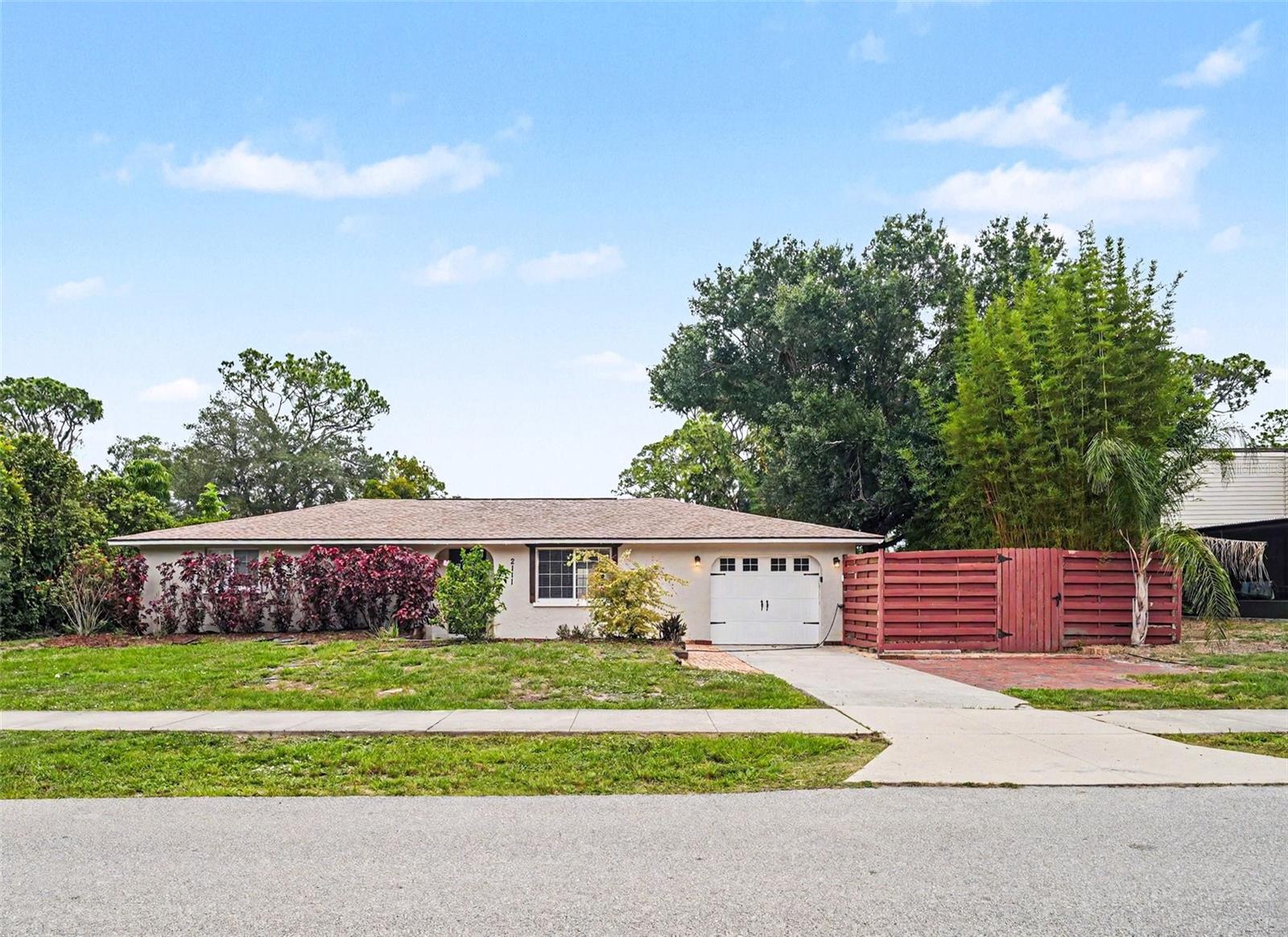 2111 Fairfield, Sarasota, FL 34232