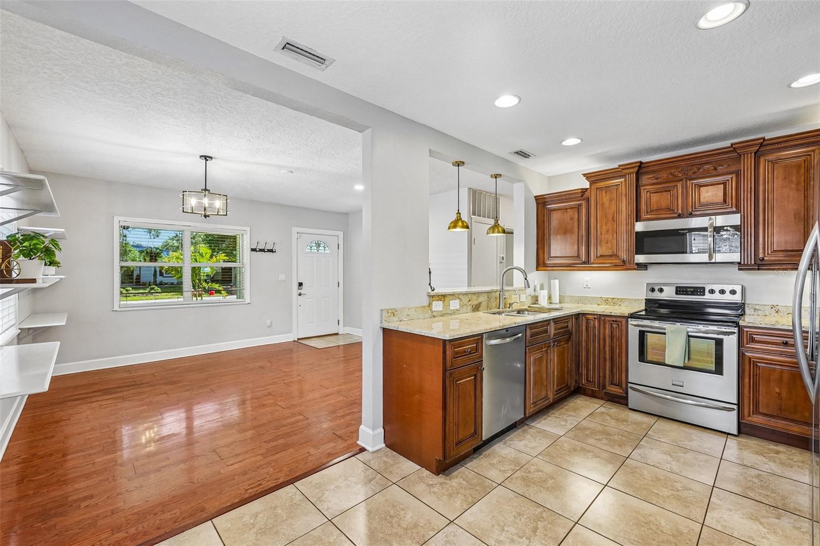 3924 Bay View, Tampa, FL 33611