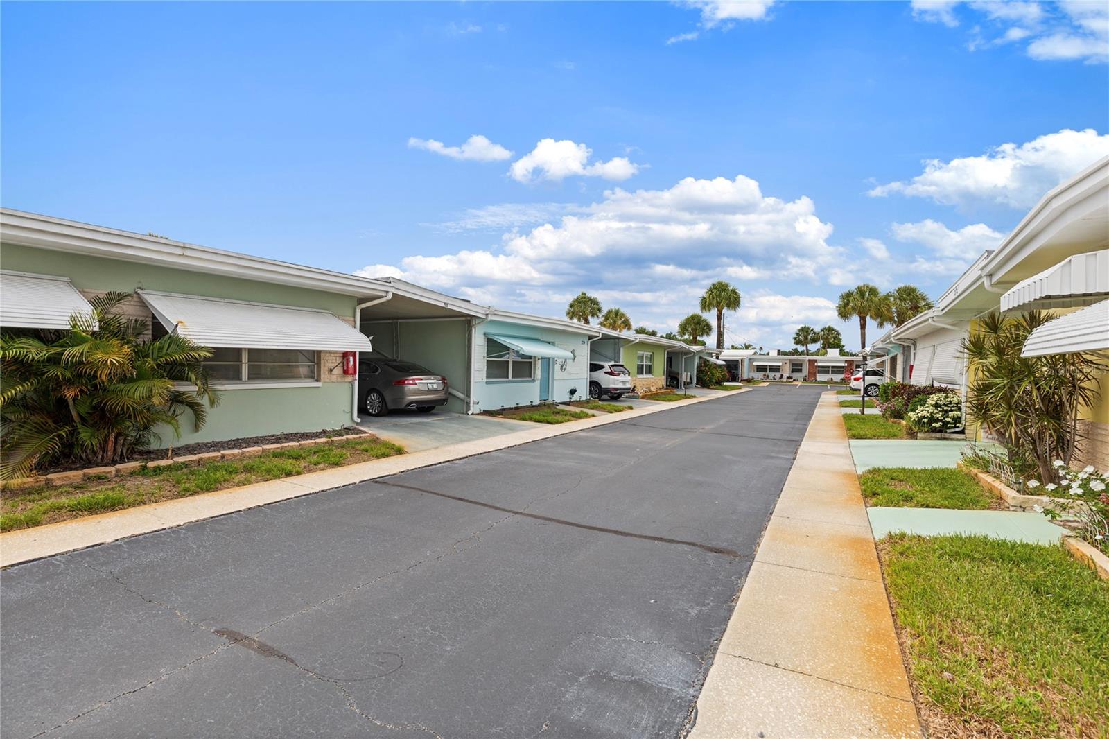 250 Rosery Unit 280, Largo, FL 33770