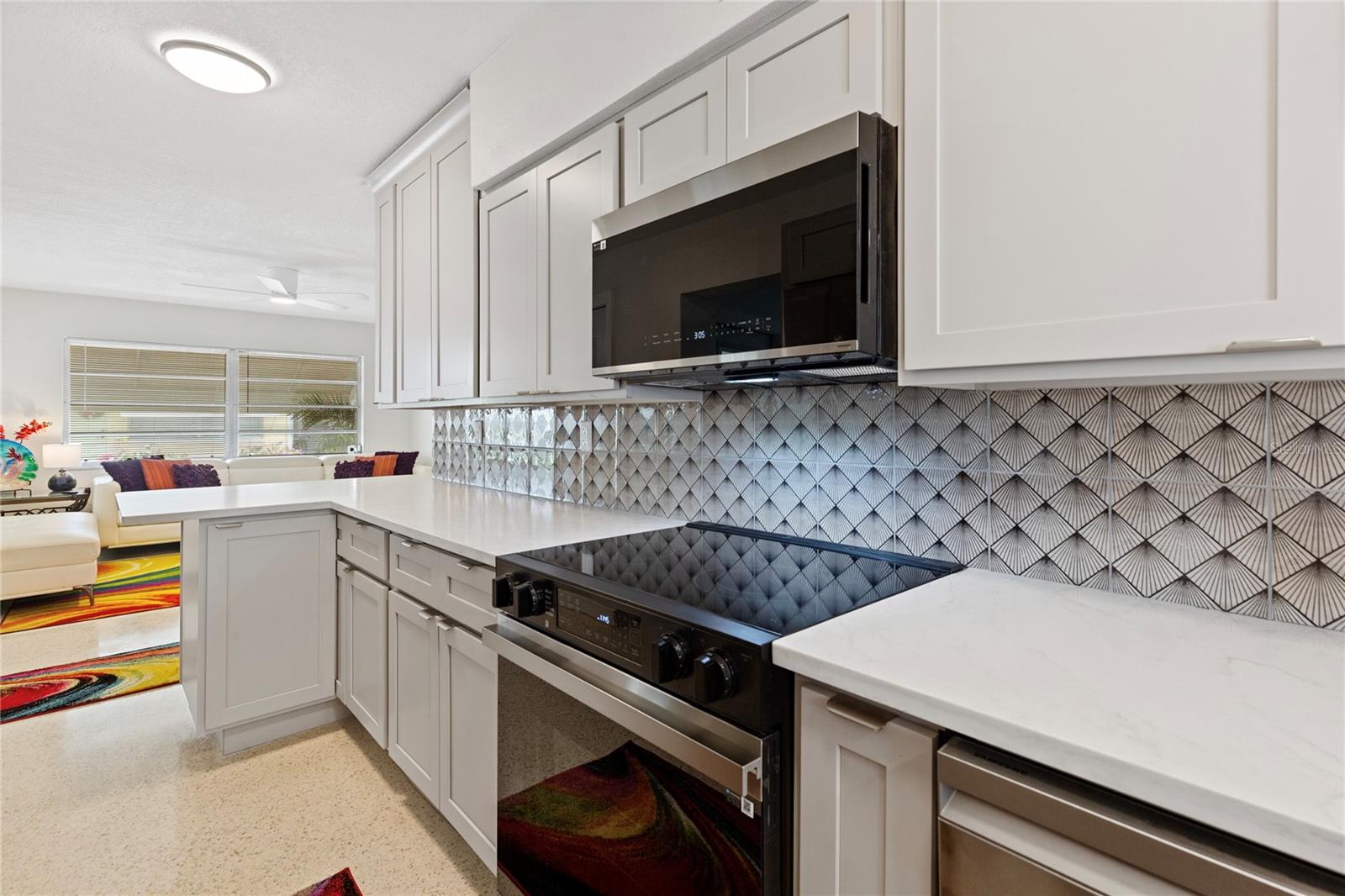 250 Rosery Unit 280, Largo, FL 33770