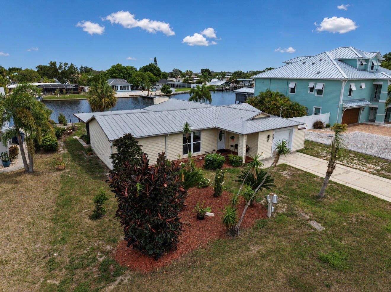803 Leisey, Ruskin, FL 33570