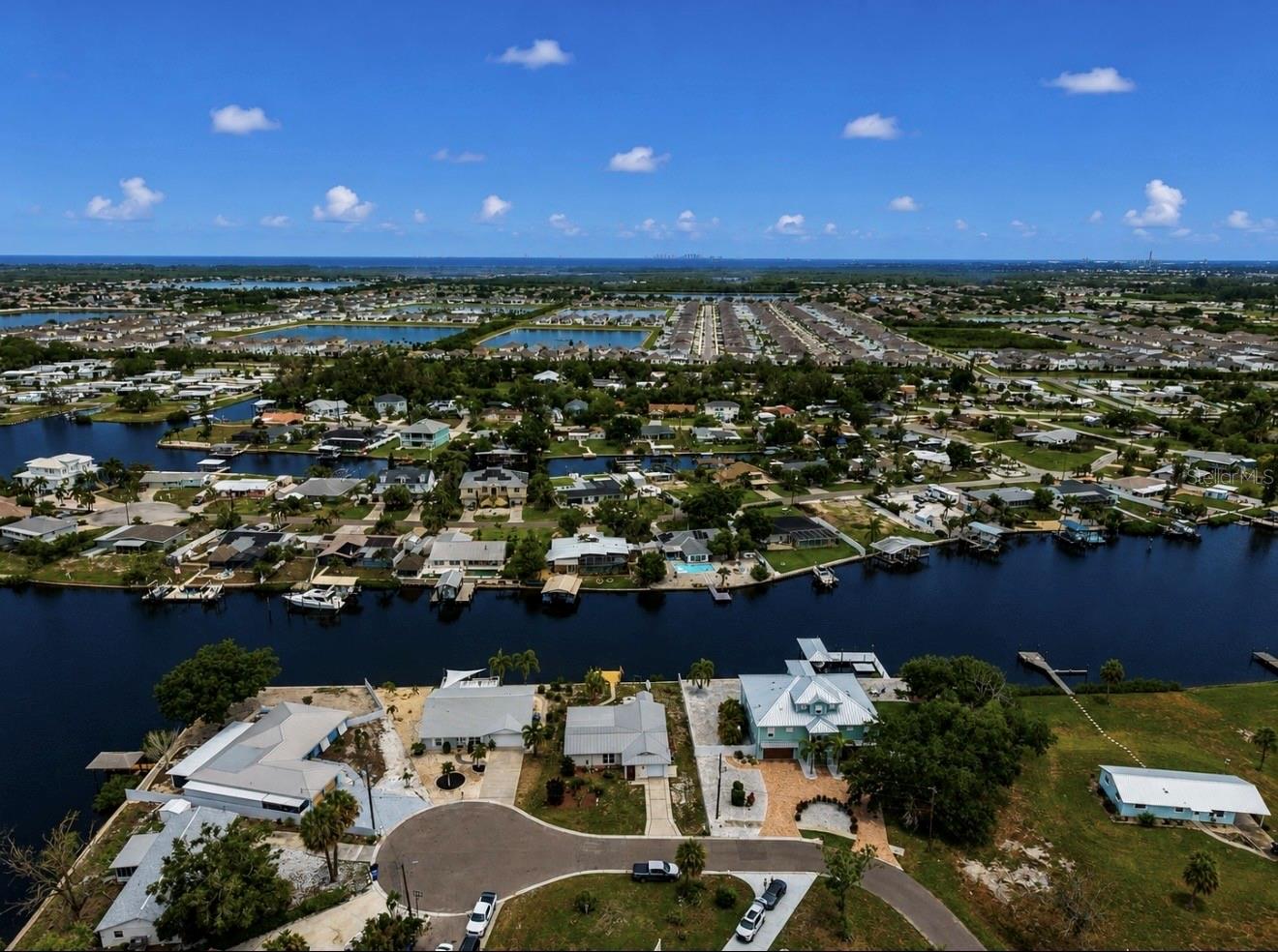 803 Leisey, Ruskin, FL 33570