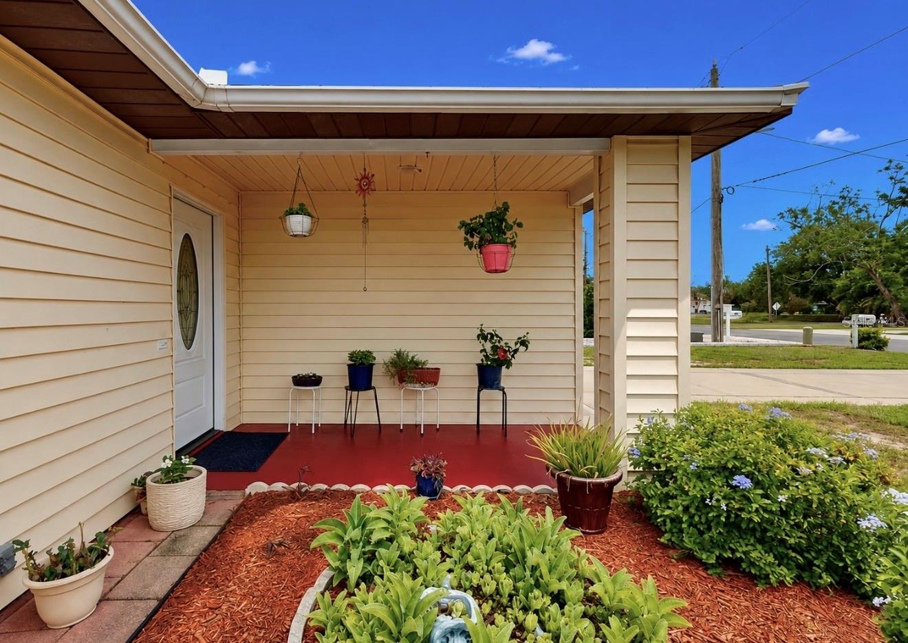 803 Leisey, Ruskin, FL 33570