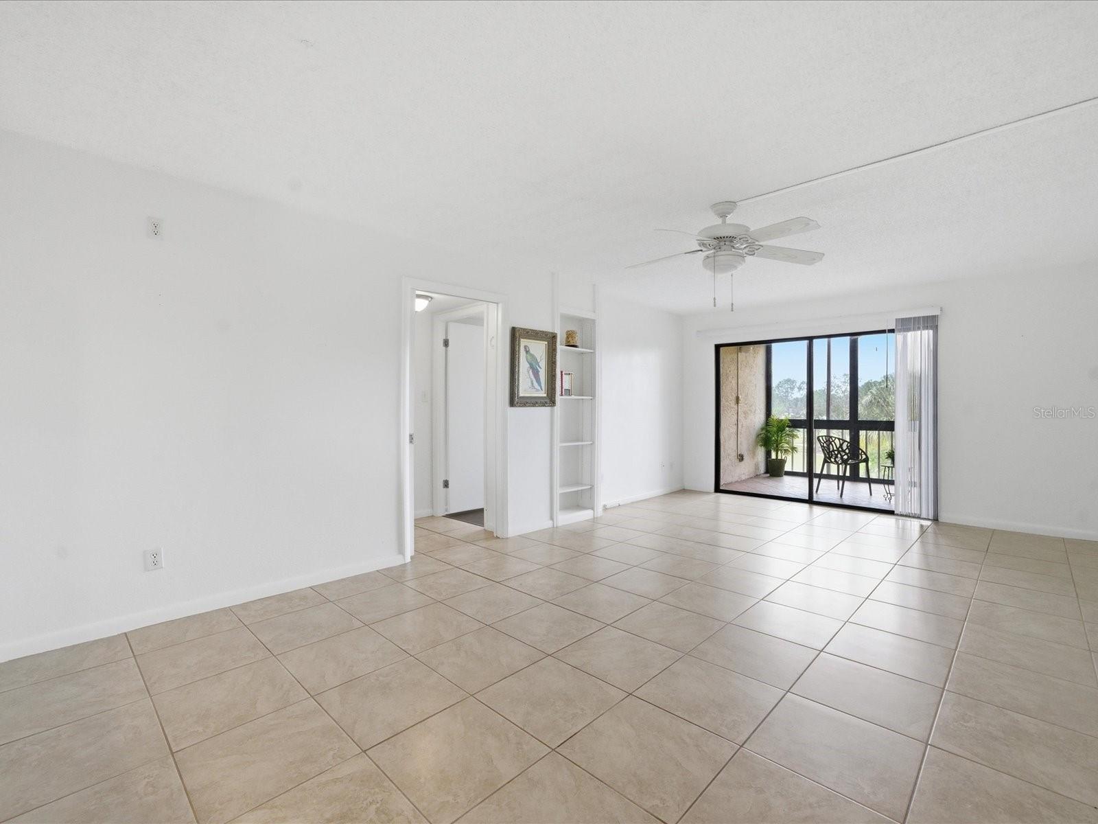 13626 Greenfield Unit 401, Tampa, FL 33618