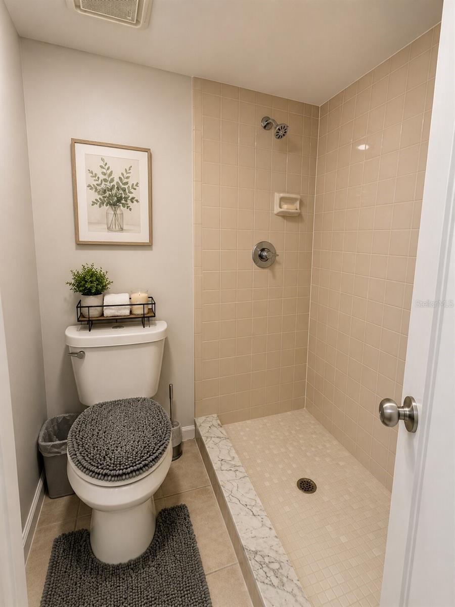 1068 Lotus Unit 836, Altamonte Springs, FL 32714