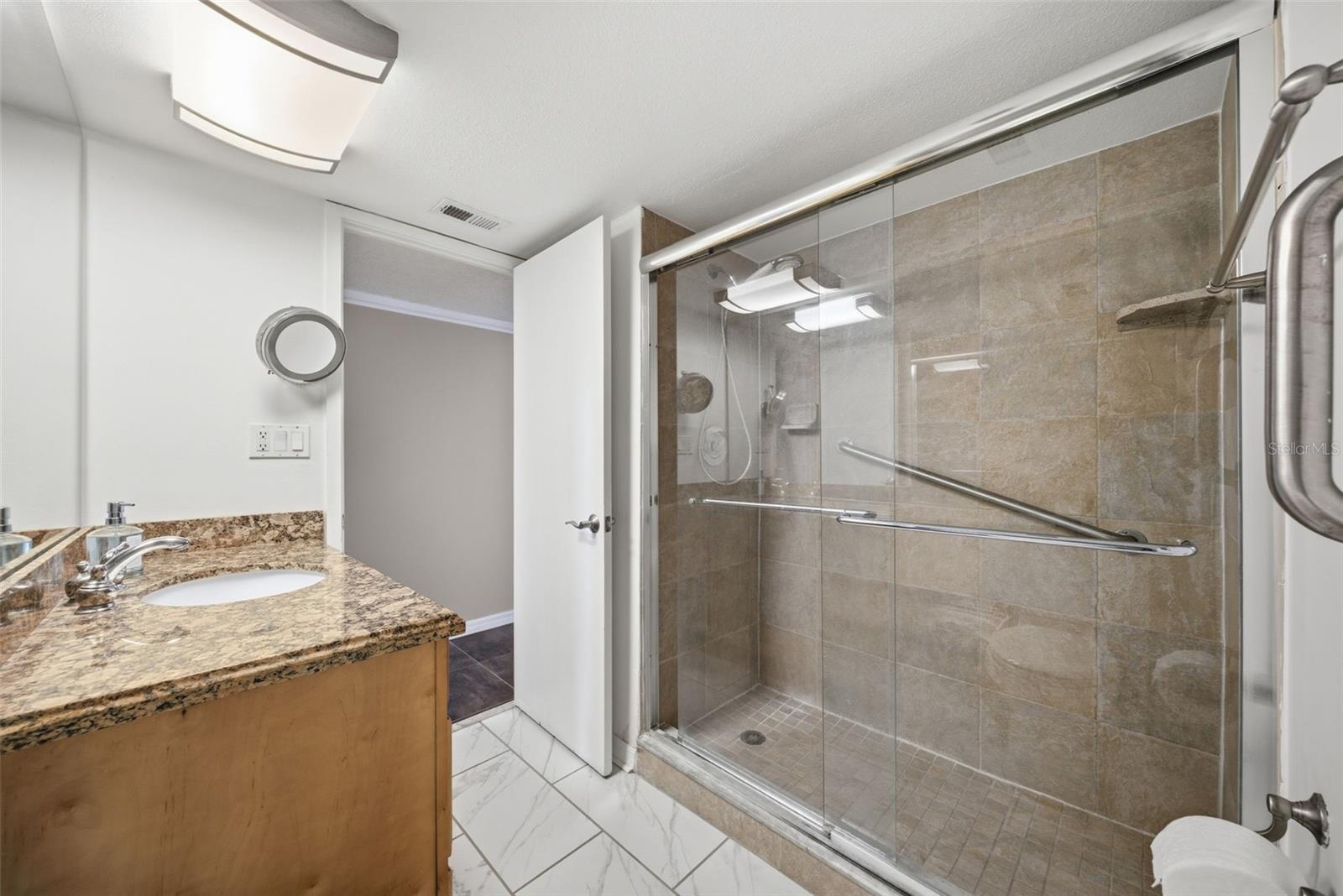 4141 Bayshore Unit 706, Tampa, FL 33611