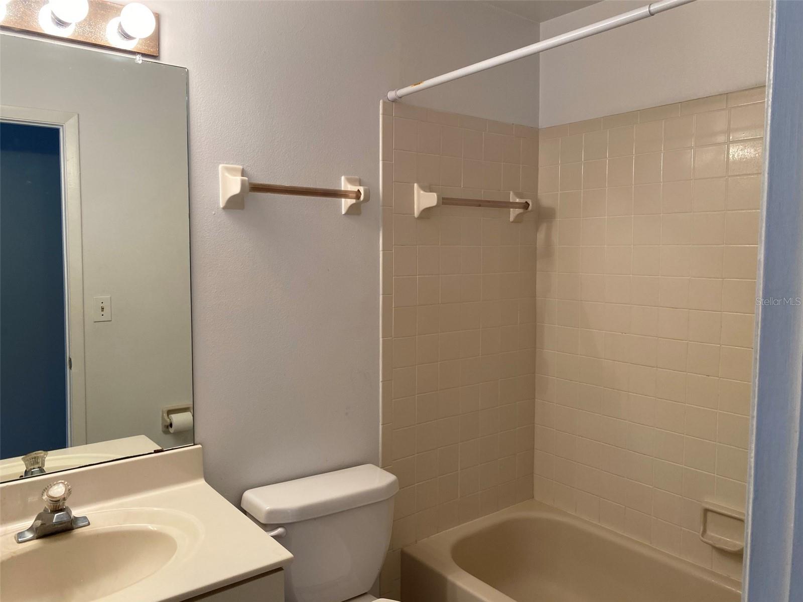 2508 Woodgate Unit 201, Orlando, FL 32822