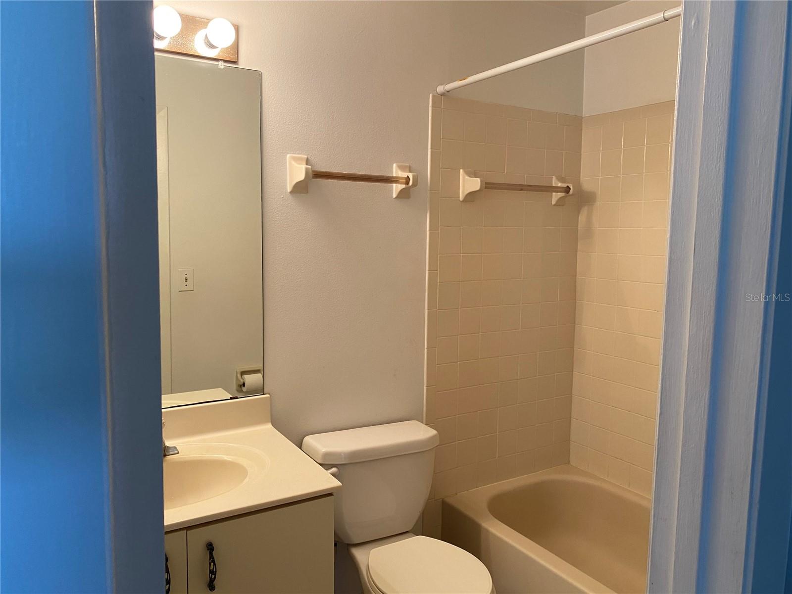 2508 Woodgate Unit 201, Orlando, FL 32822