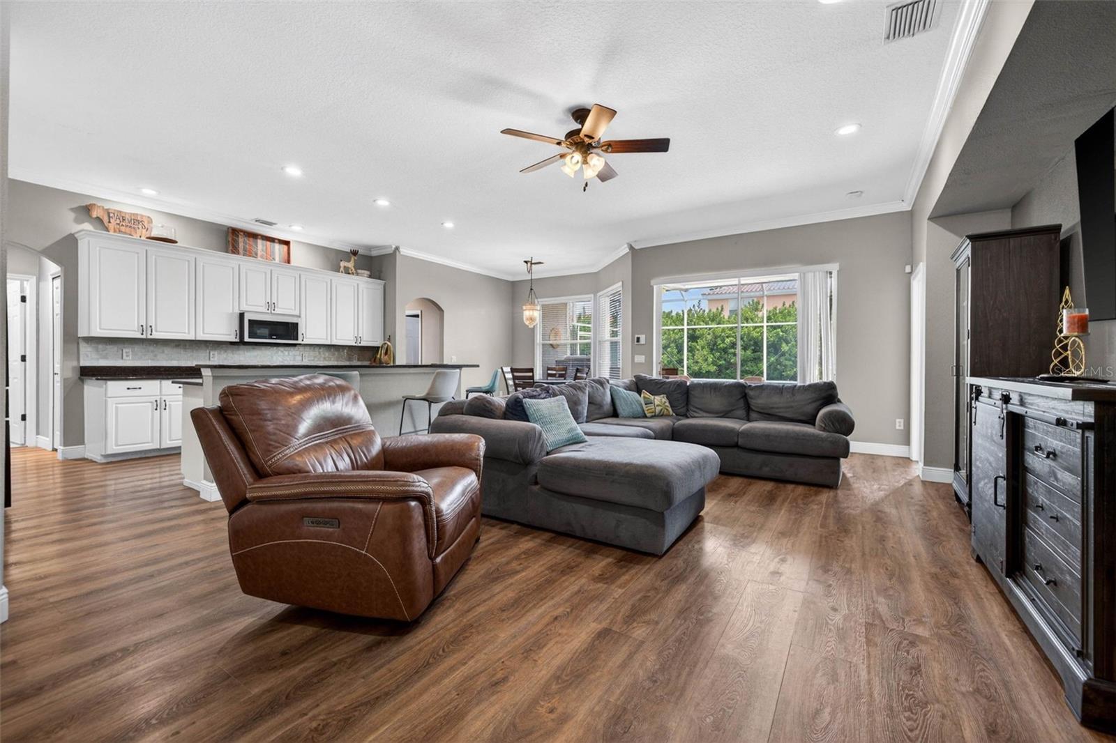 18127 Heron Walk, Tampa, FL 33647