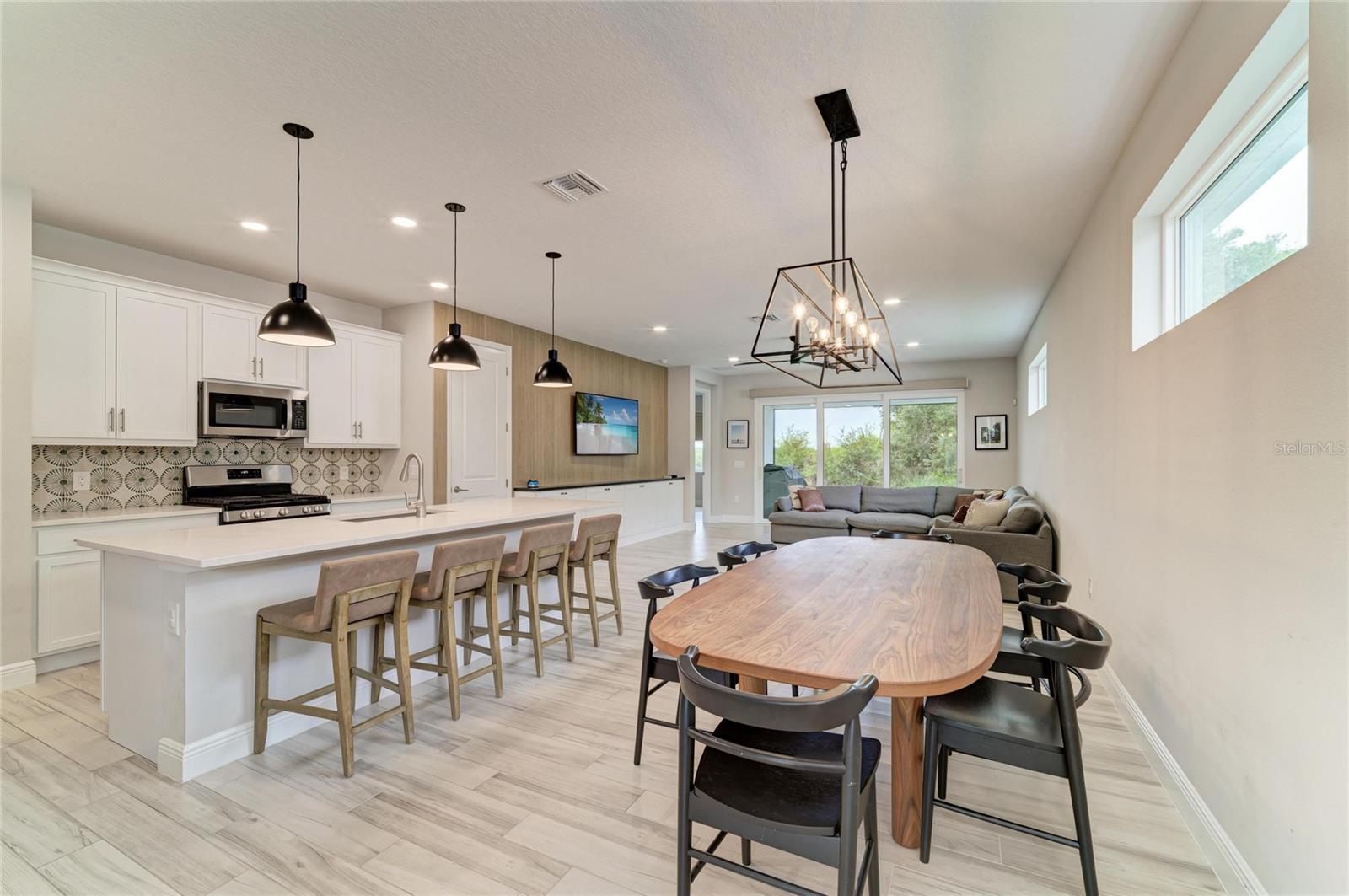 1079 Waterline, Sarasota, FL 34240