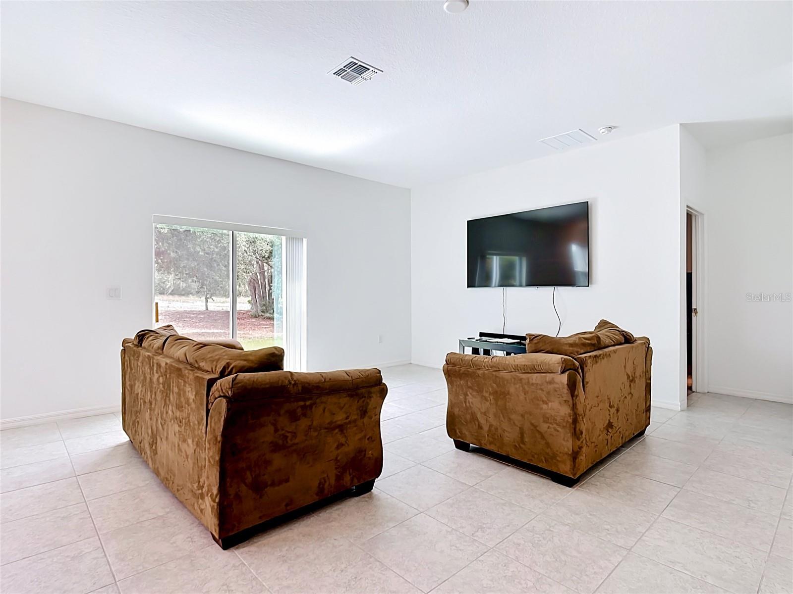 1414 Orlando, Poinciana, FL 34759