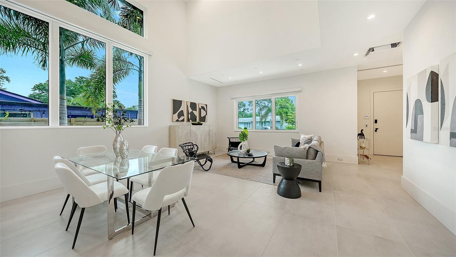2138 Hawthorne, Sarasota, FL 34239
