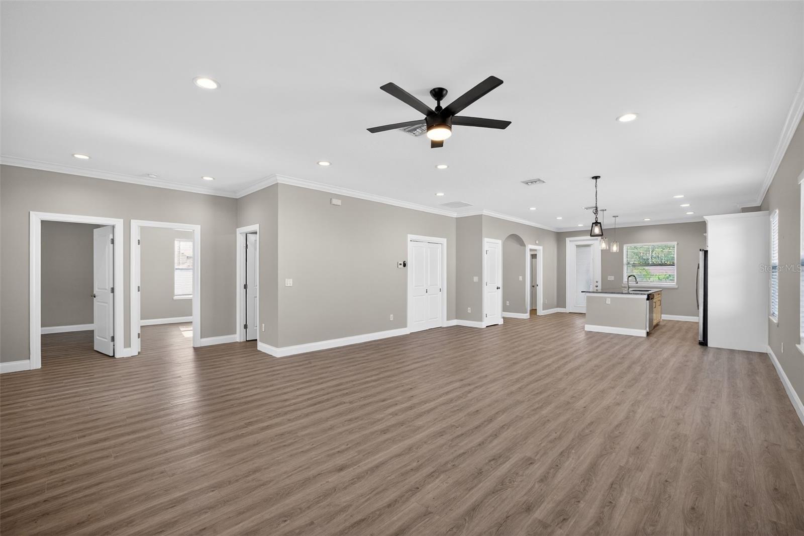 7977 49th, St Petersburg, FL 33709