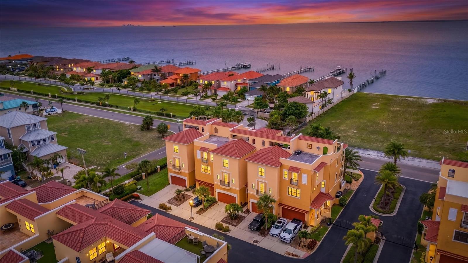 6408 Mayra Shores, Apollo Beach, FL 33572
